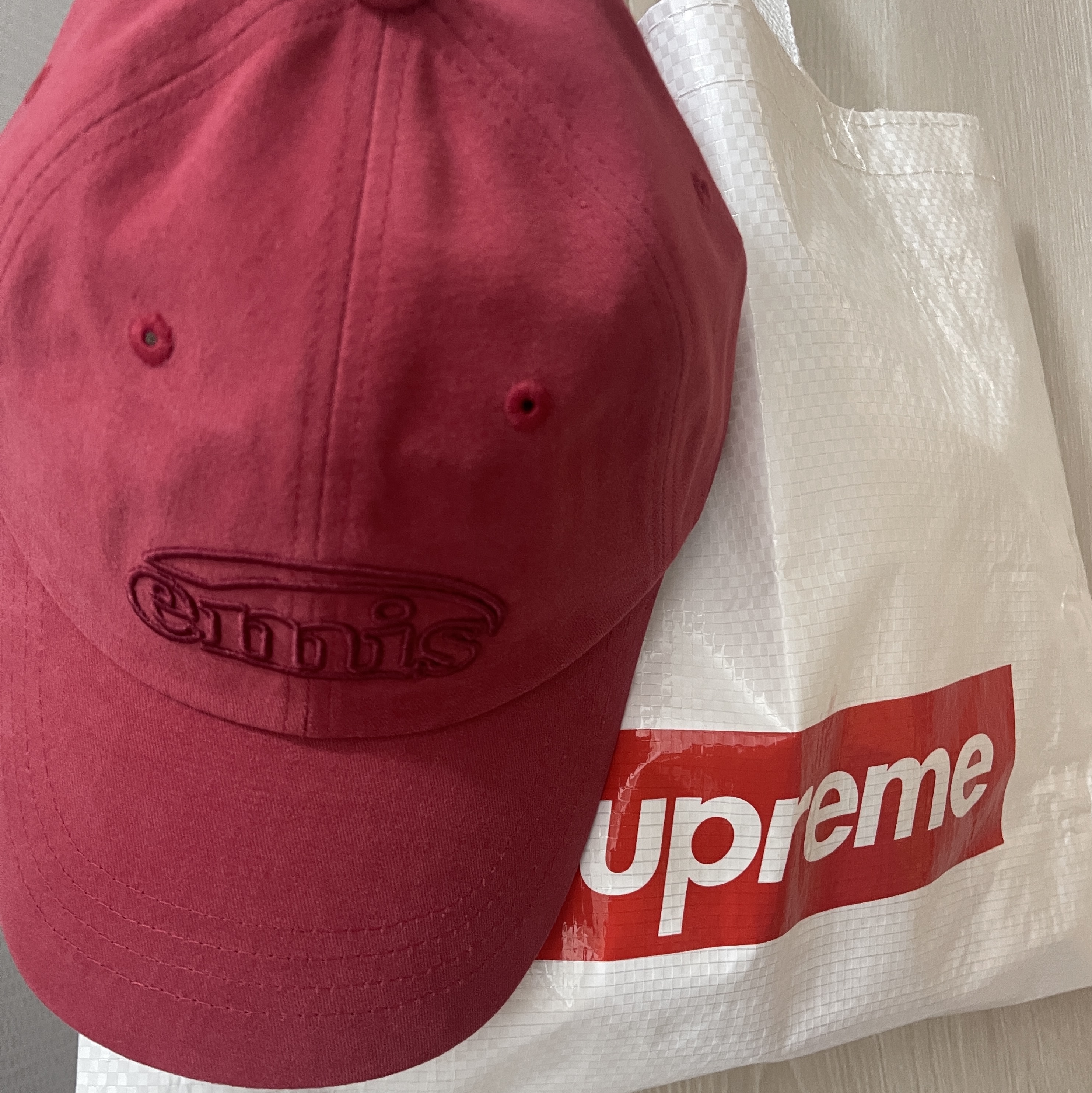 Emis Cotton Brushed Ball Cap Red 착용 스타일