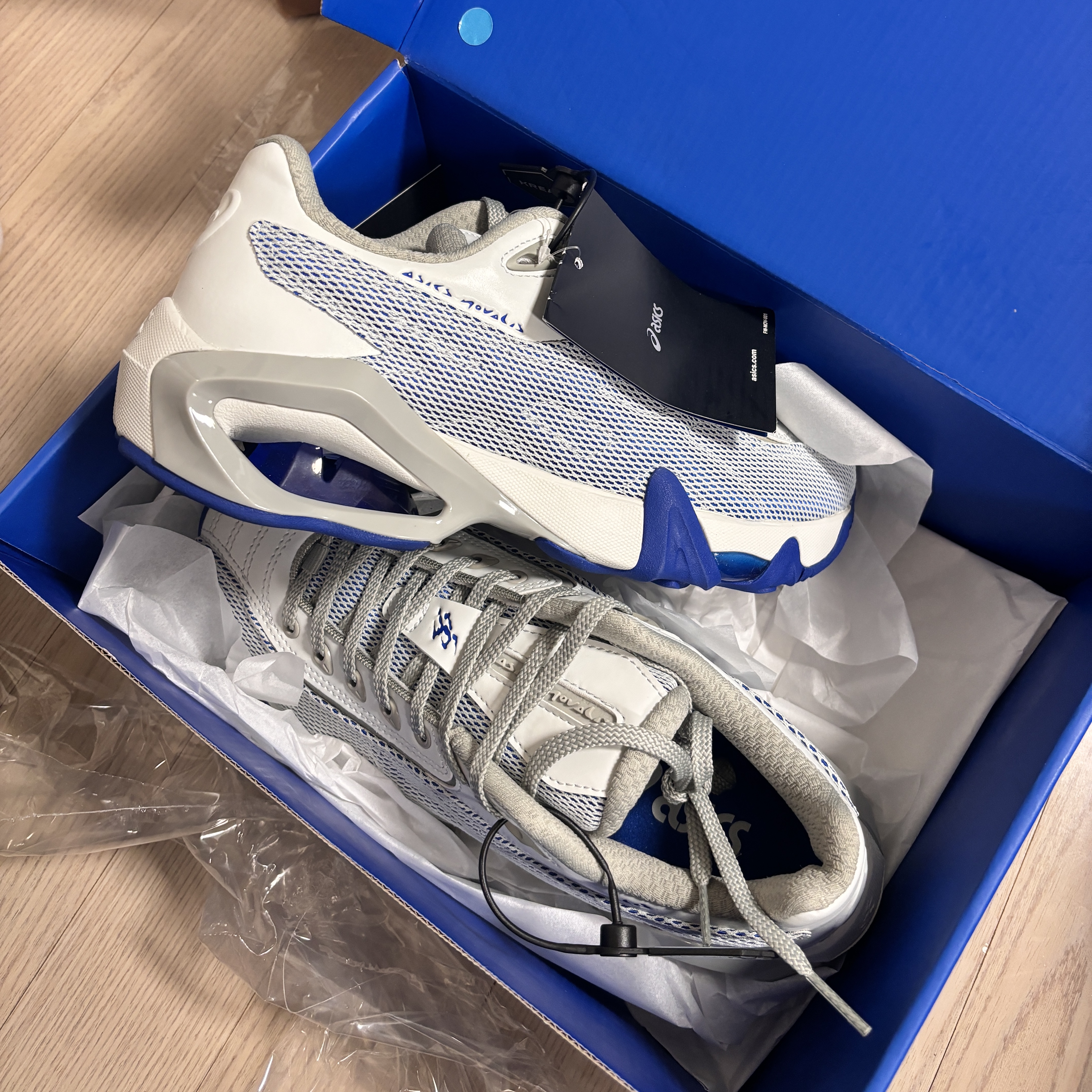 Asics x Kiko Kostadinov Novalis Gel-Teremoa Snow White Asics Blue 착용 스타일
