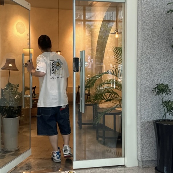 Supreme x Nike Denim Short Indigo - 24SS, Jordan 4 Retro What The 4 착용 스타일 - 3