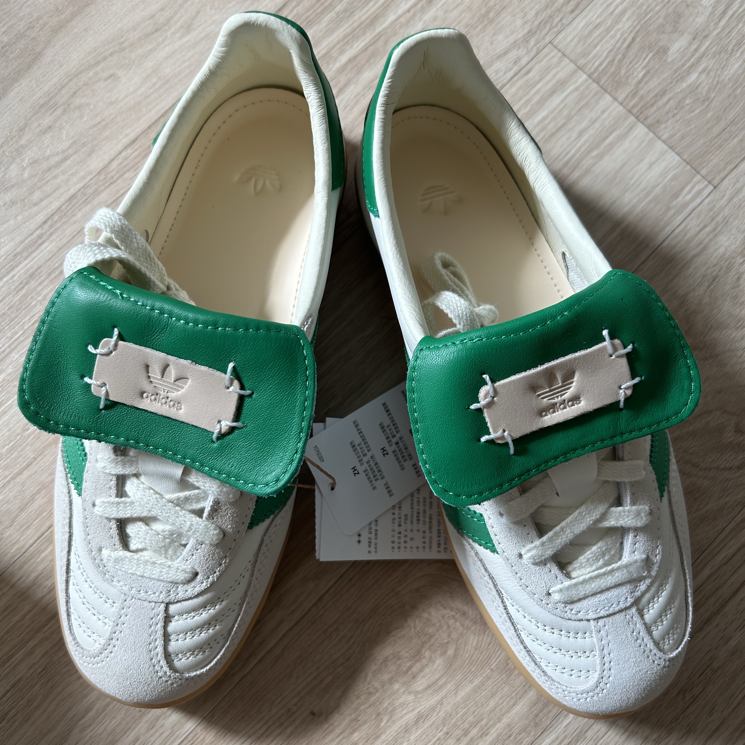Adidas x Foot Industry Gazelle Indoor Off White Green 착용 스타일