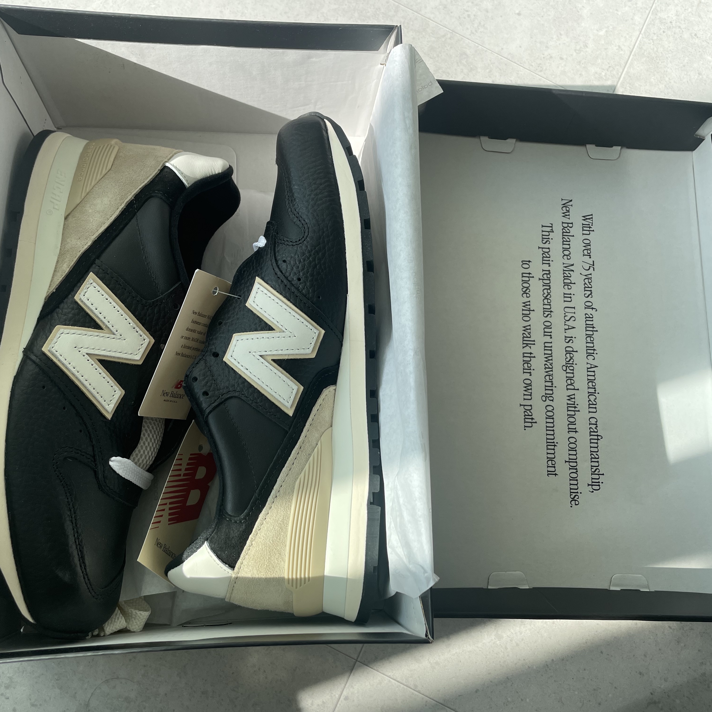New Balance x Aime Leon Dore Made in USA 996 Black Sandstone 착용 스타일
