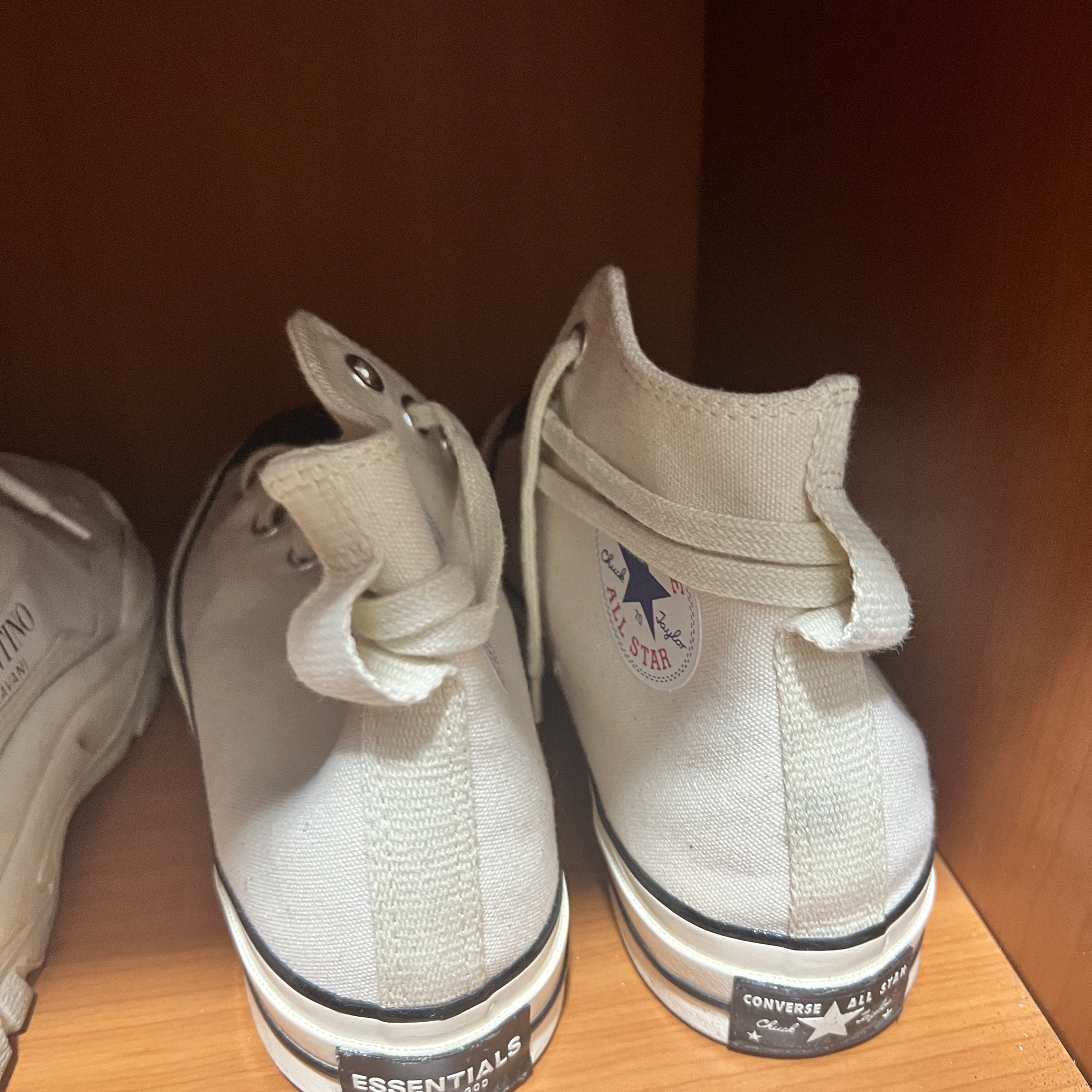 Converse x Fear of God Essentials Chuck 70 Hi Natural 2020 착용 스타일