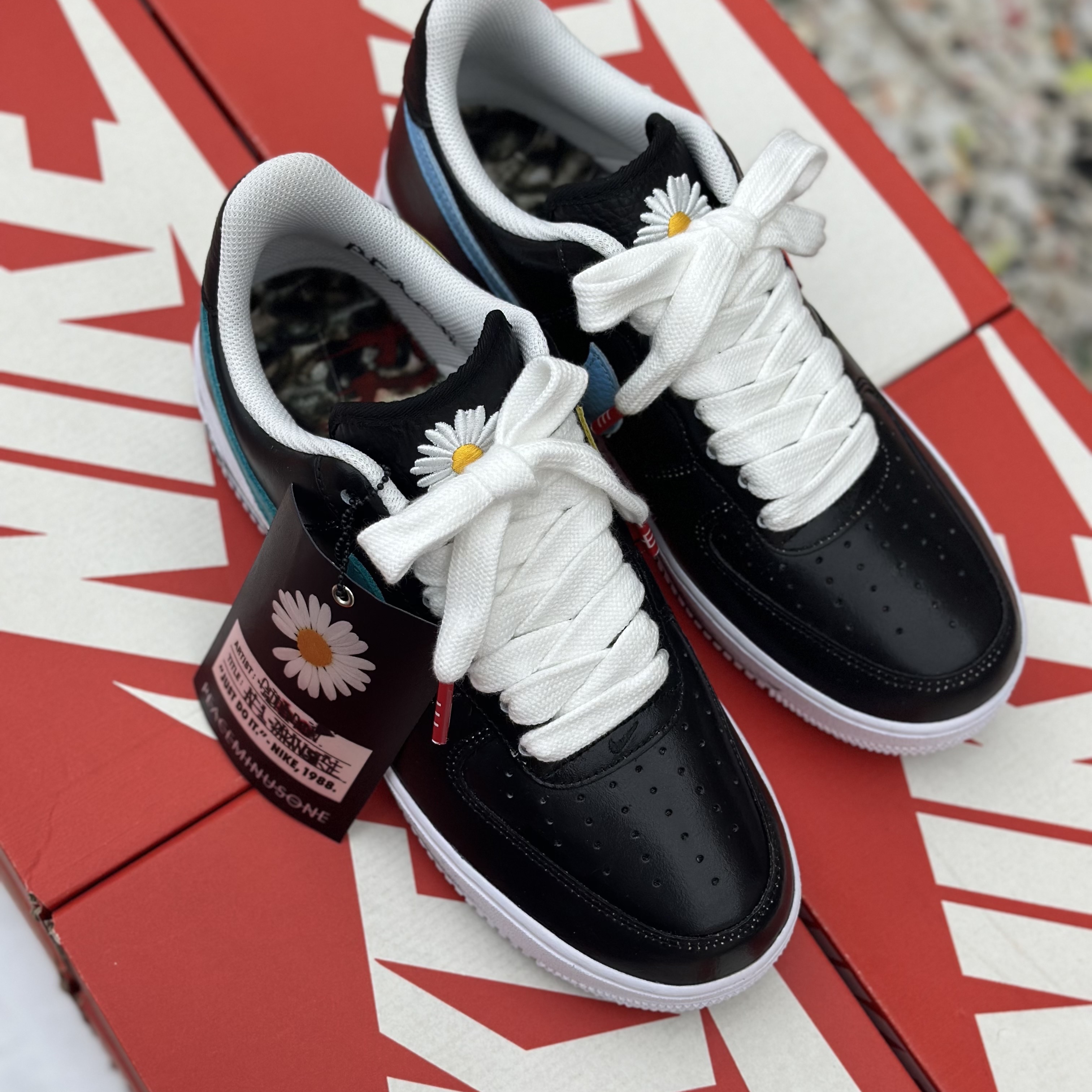 Nike x Peaceminusone Air Force 1 Low Para-Noise 3.0 Black and Multicolor 착용 스타일 - 3