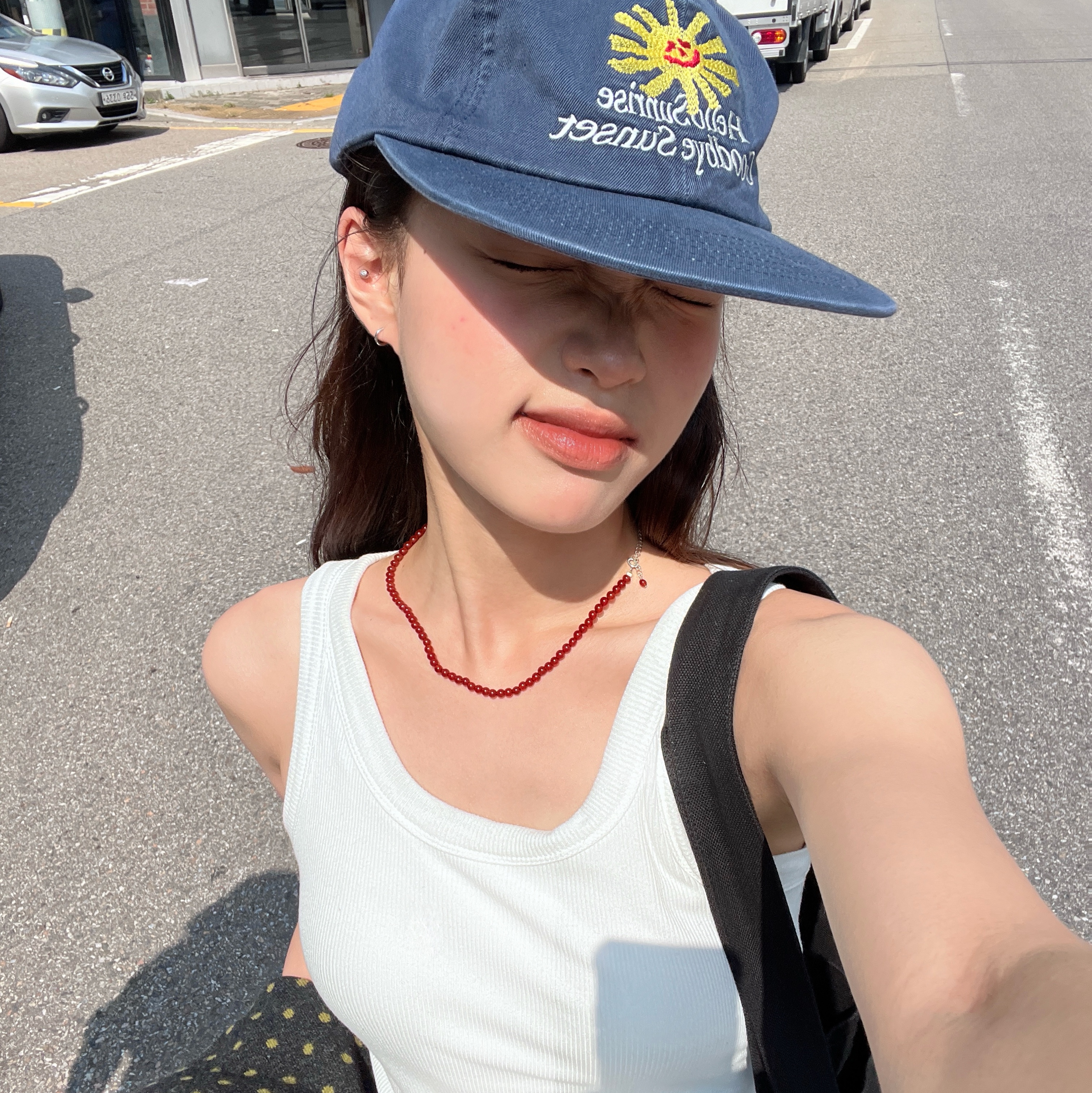 Hello Sunrise Washed HS Arch Logo 6Panel Cap Navy & Orange 착용 스타일 - 4