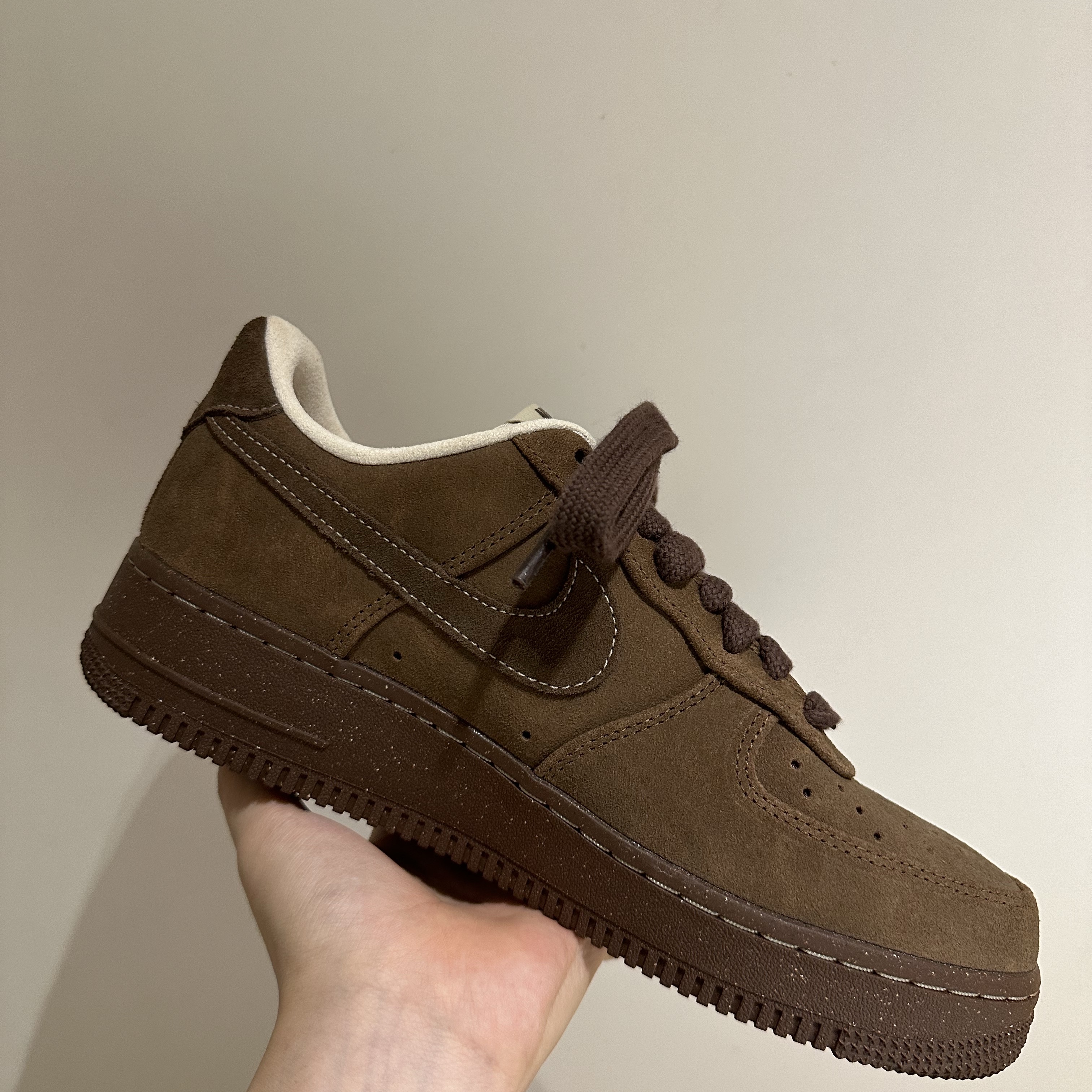 (W) Nike Air Force 1 '07 Cacao Wow 착용 스타일