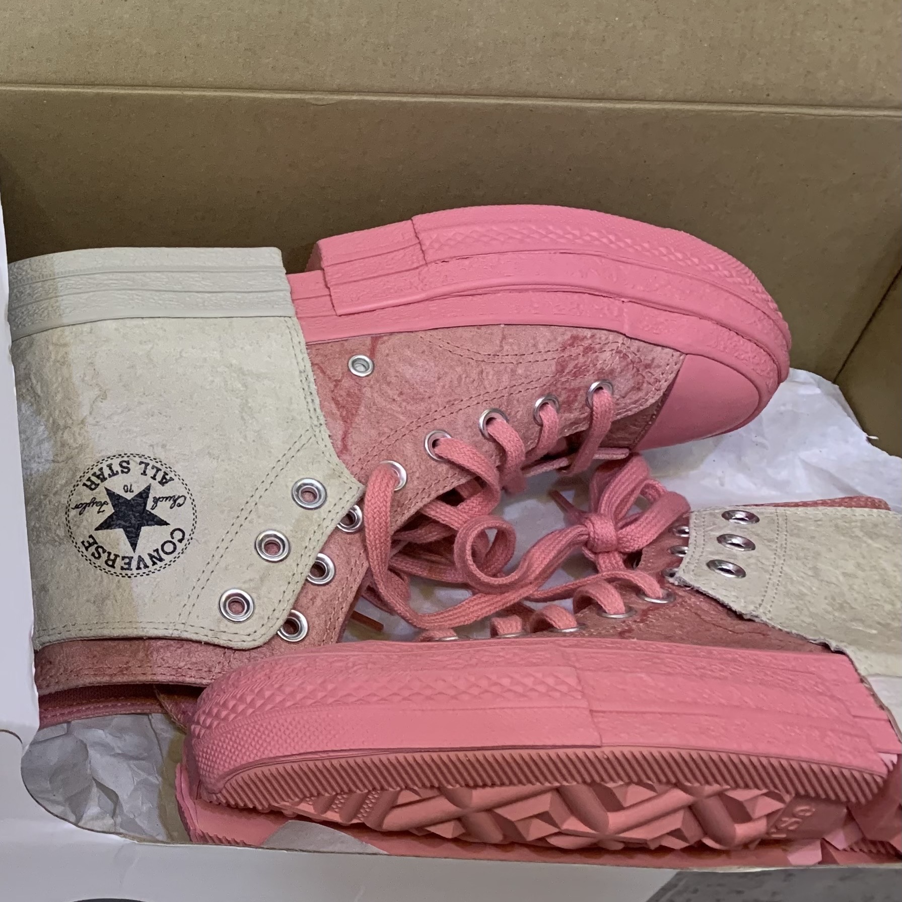 Converse x Feng Chen Wang Chuck 70 2-in-1 Quartz Pink 착용 스타일