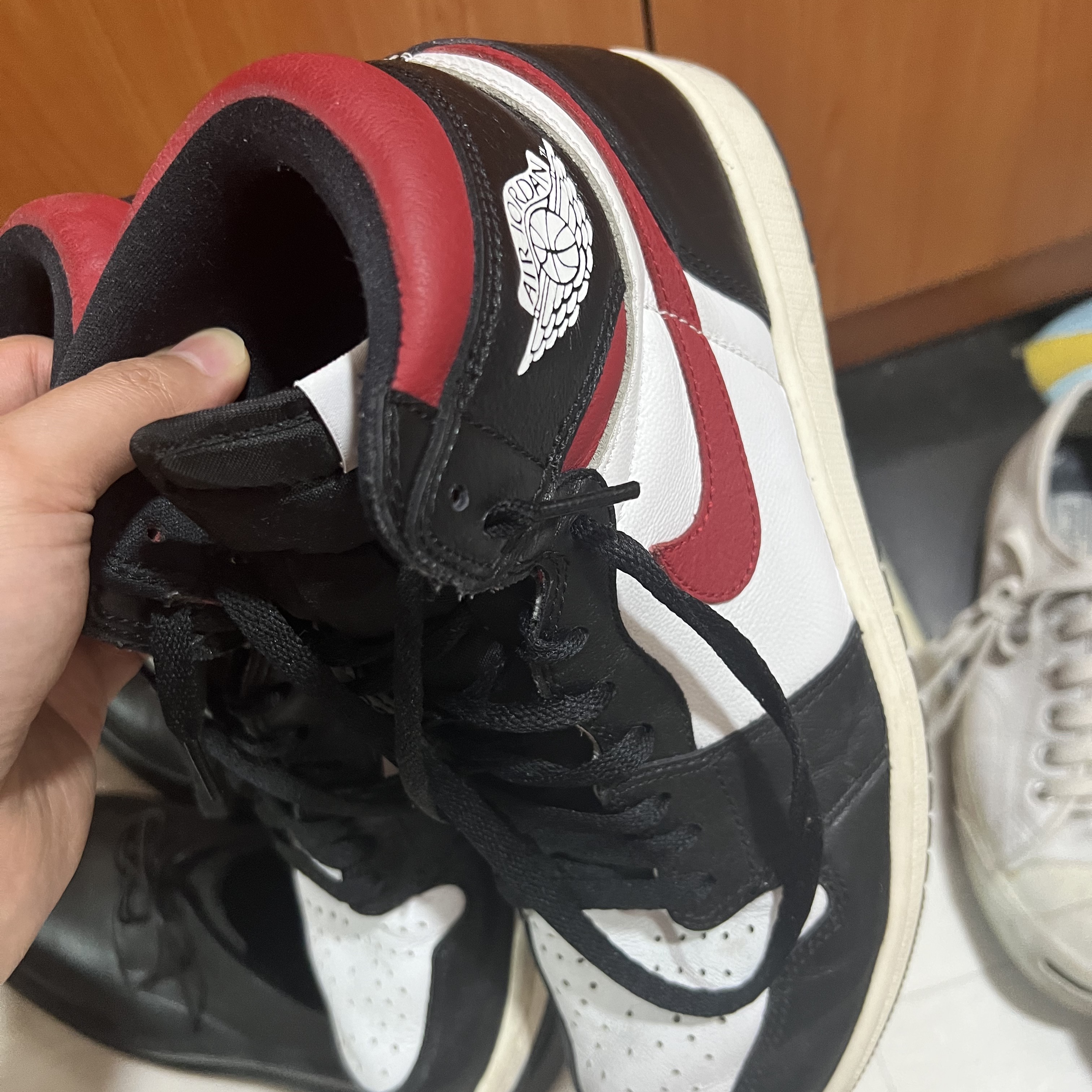 Jordan 1 Retro High OG Gym Red 착용 스타일