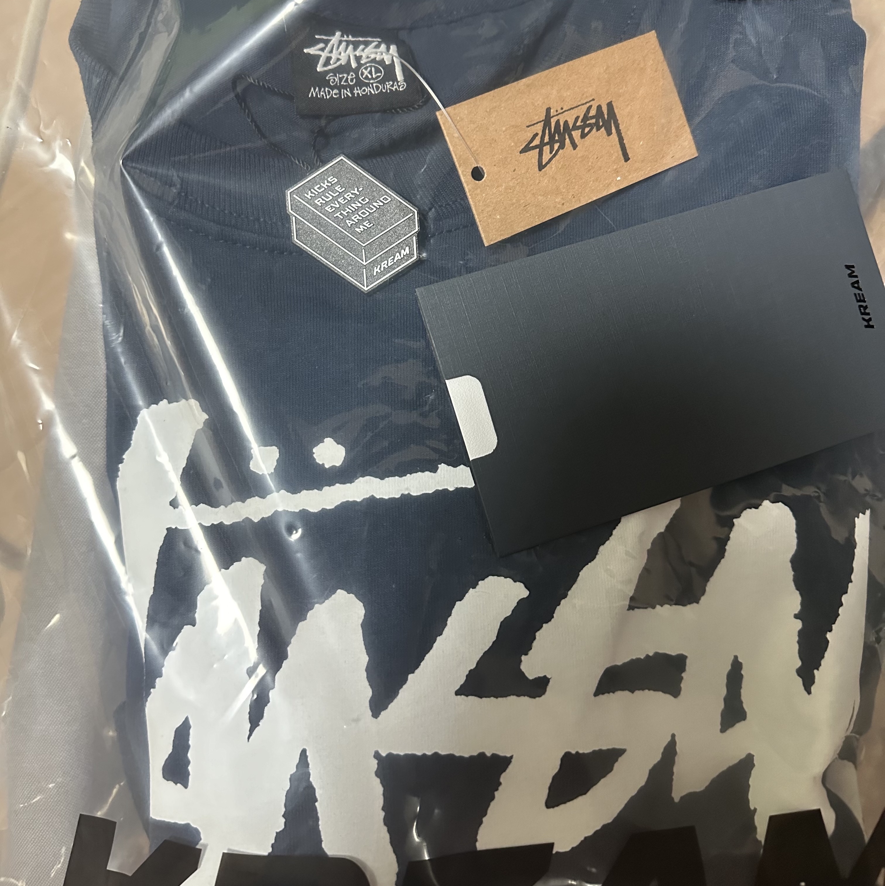 Stussy DSM World Tour T-Shirt Black 착용 스타일