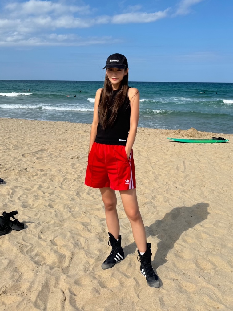 Supreme Washed Chino Twill Camp Cap Black - 24SS, (W) Adidas Firebird Shorts Better Scarlet White - KR Sizing 착용 스타일 - 2
