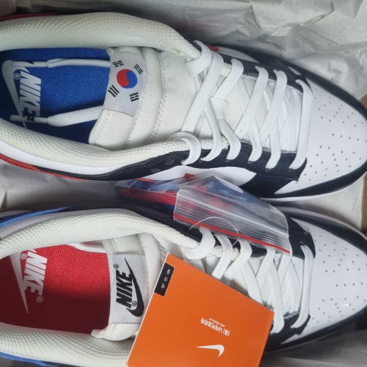 Nike Dunk Low SE Seoul 착용 스타일