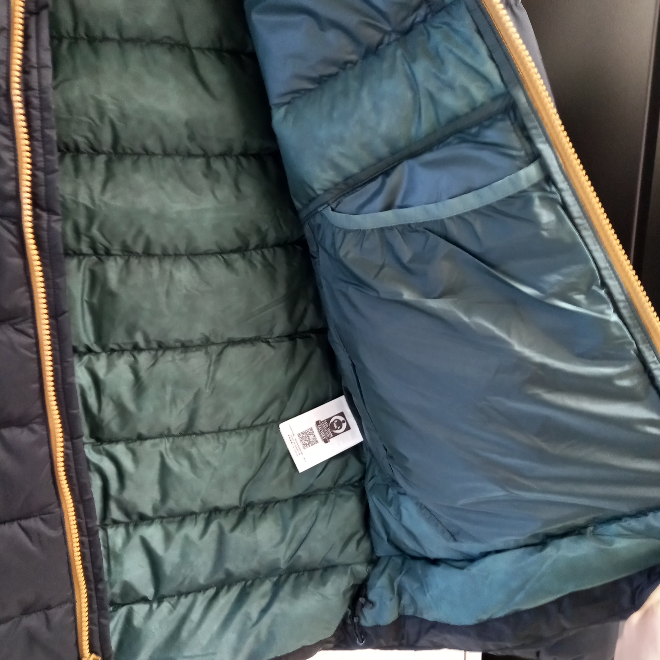 Arc'teryx Thorium Hoody Dark Magic 착용 스타일 - 6