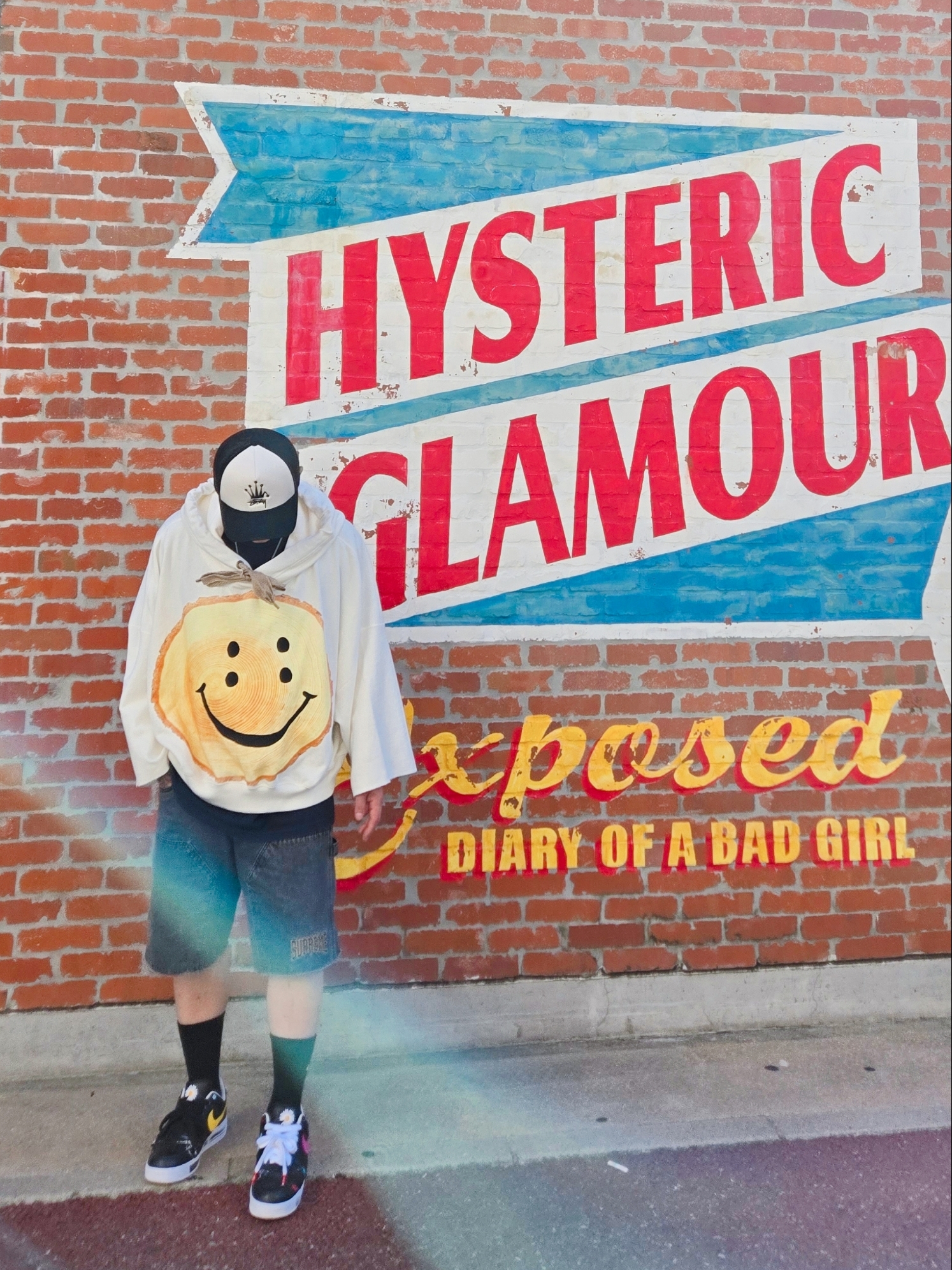 Kapital Fleece Devil Hoodie Rainbowy Millennium Stump Pt White, Stussy Crown Stock Trucker Cap Black 착용 스타일