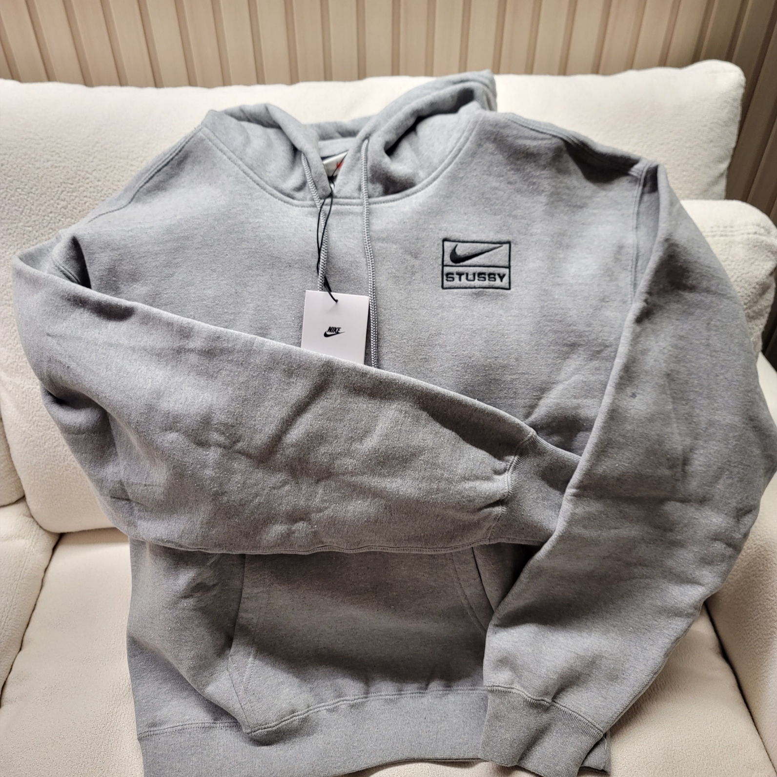 Nike x Stussy NRG RA Pullover Hoodie Dark Grey Heather (DJ9488-063) 착용 스타일