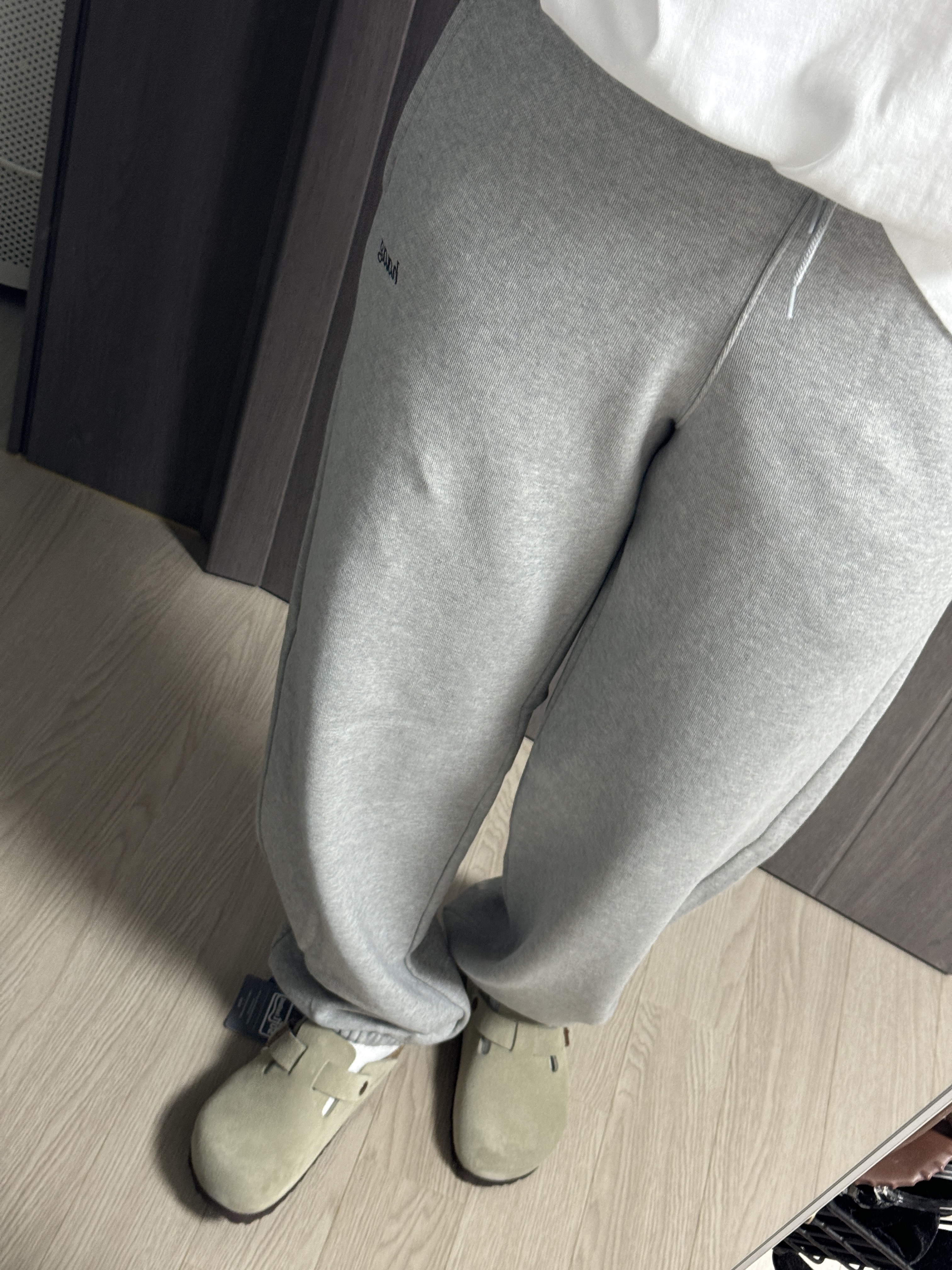 (W) Haag A Winter Jogger Grey, Birkenstock Boston Soft Footbed Taupe - Regular 착용 스타일 - 1