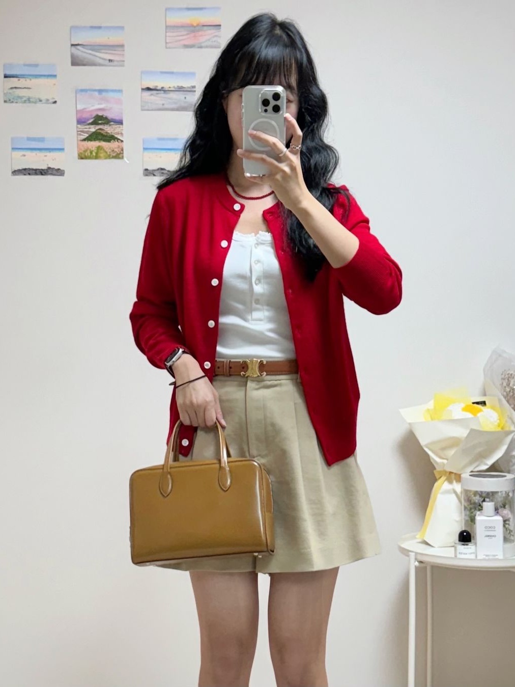 Siyazu SIKN2126 Merino Wool Minimal Cardigan Red 착용 스타일 - 2