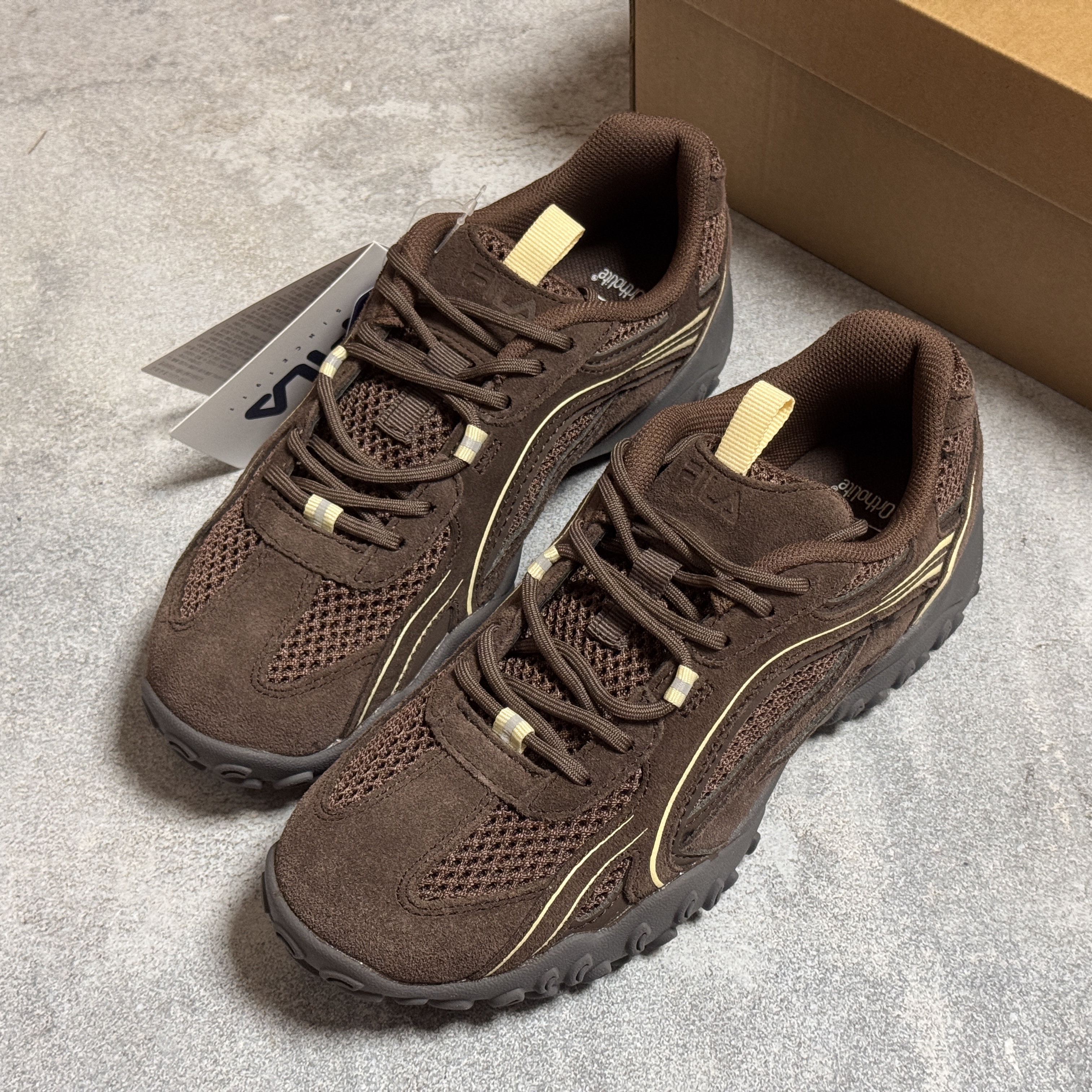 Fila Echappe Choco 착용 스타일