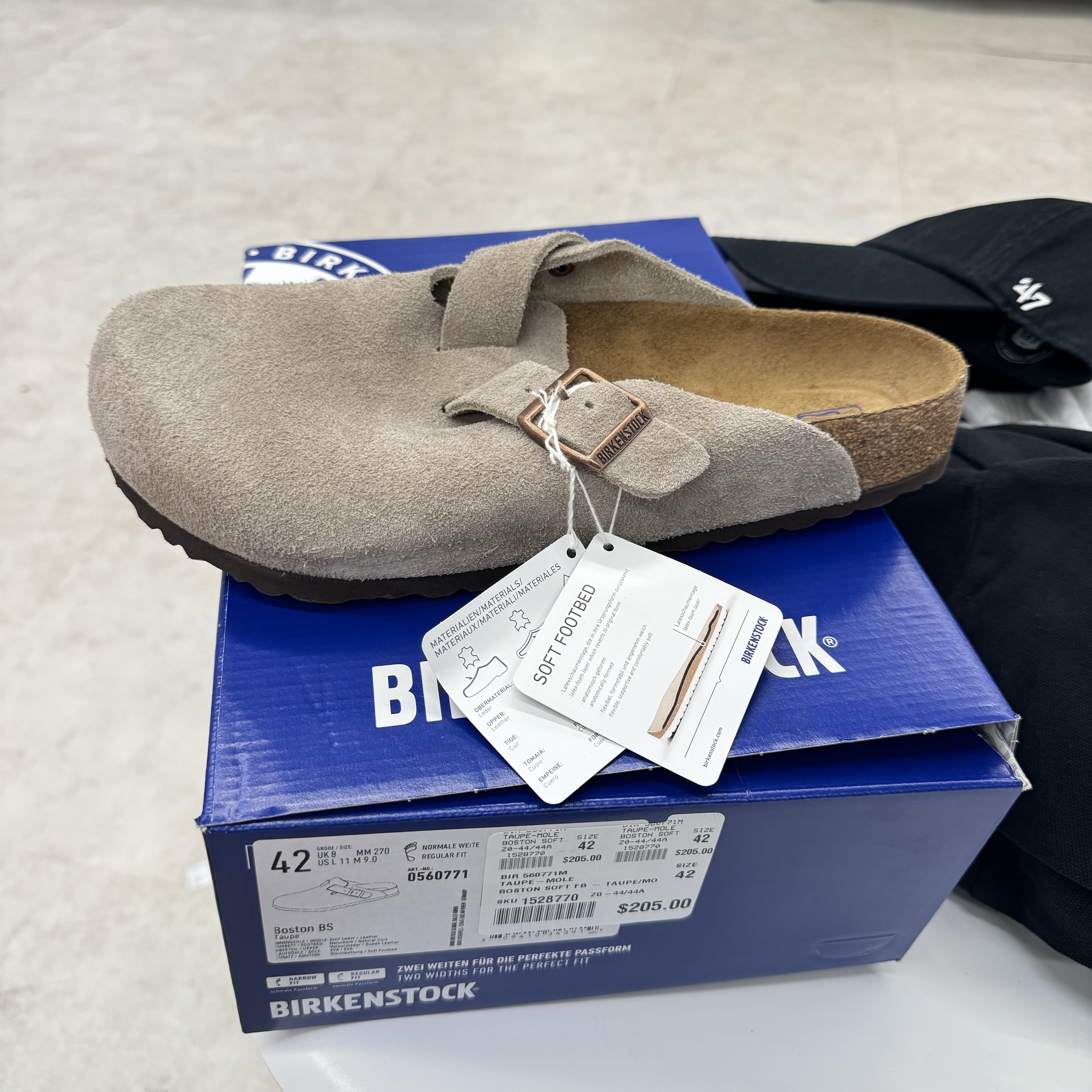 Birkenstock Boston Soft Footbed Taupe - Regular 착용 스타일