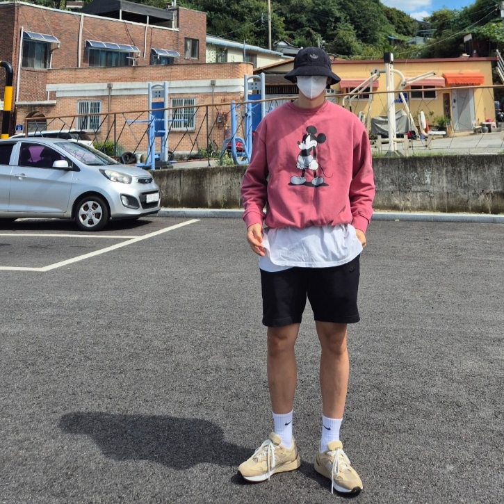 New Balance 992 Made in USA Tan 착용 스타일