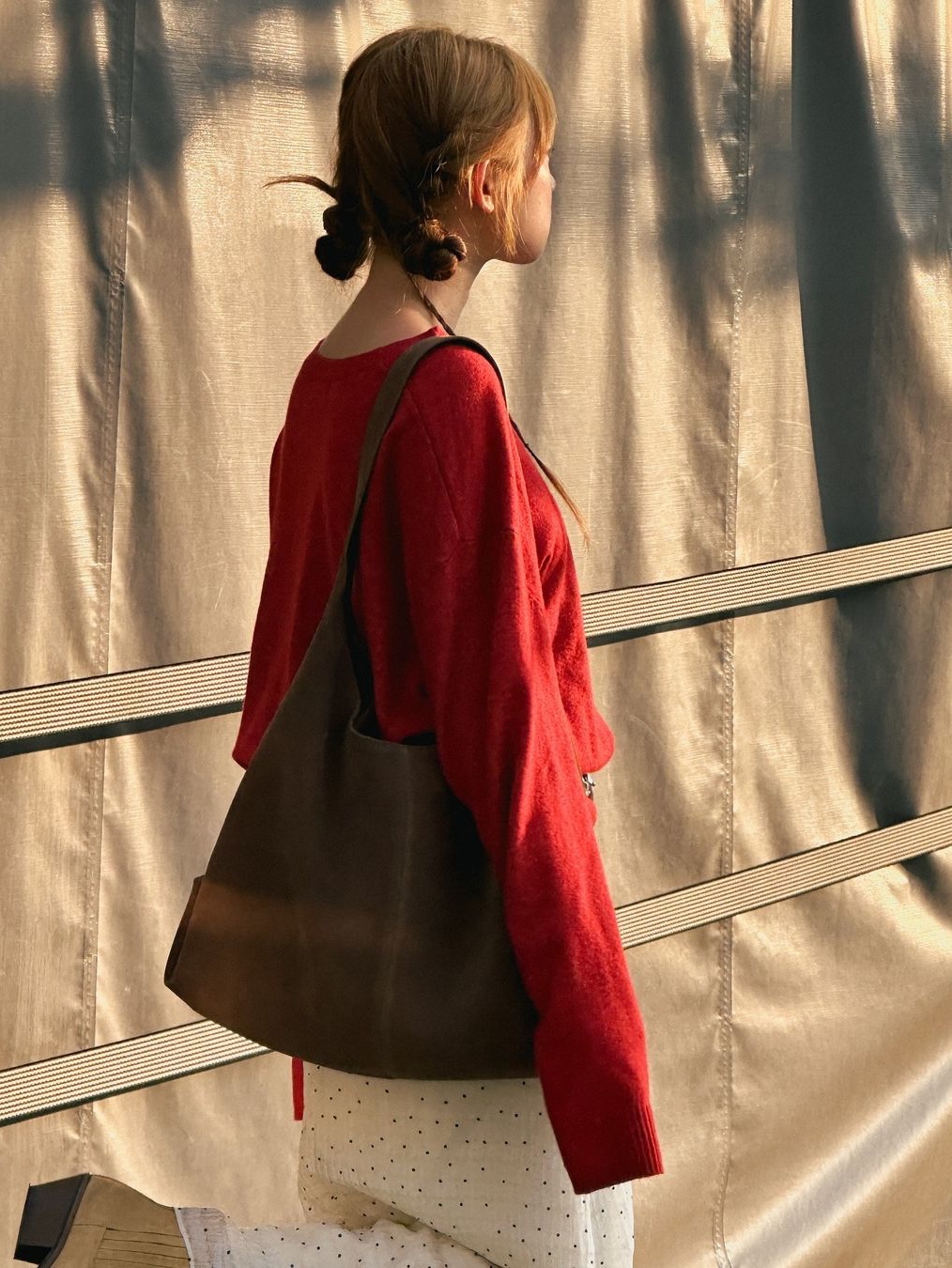 Siyazu SIAC3053 Flow Bag Brown 착용 스타일 - 2