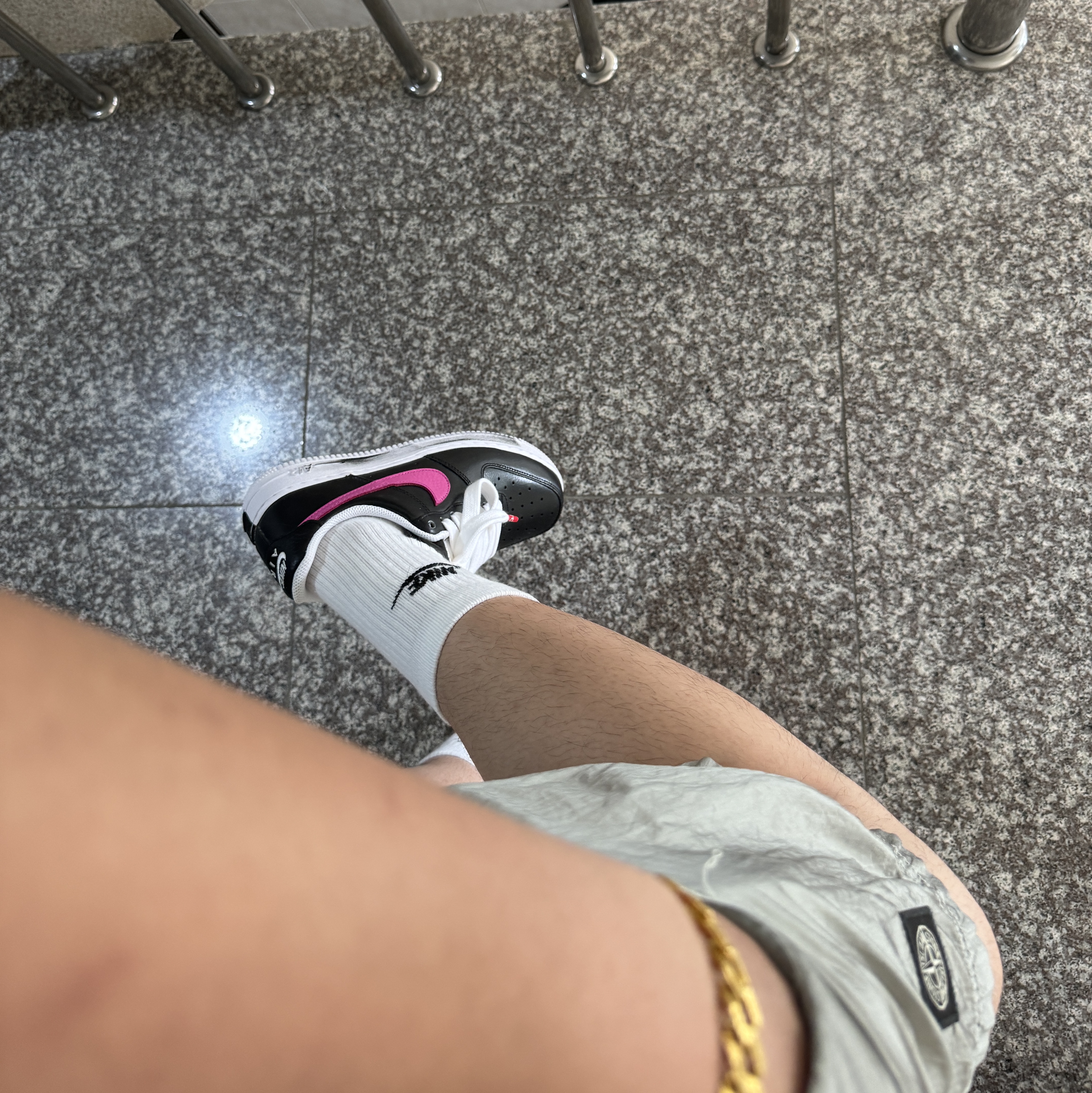 Nike x Peaceminusone Air Force 1 Low Para-Noise 3.0 Black and Multicolor 착용 스타일
