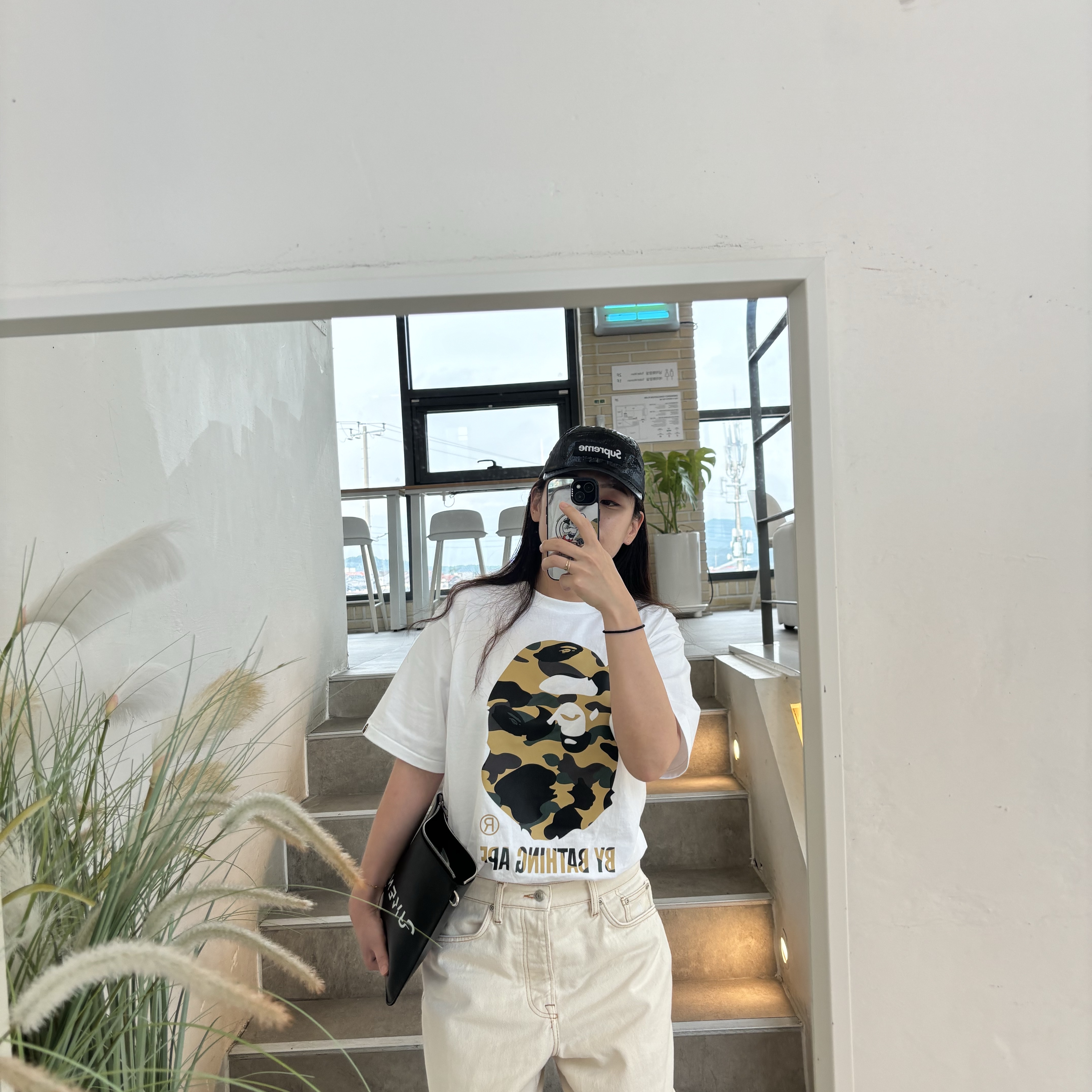 BAPE 1st Camo By Bathing Ape T-Shirt White Yellow 착용 스타일