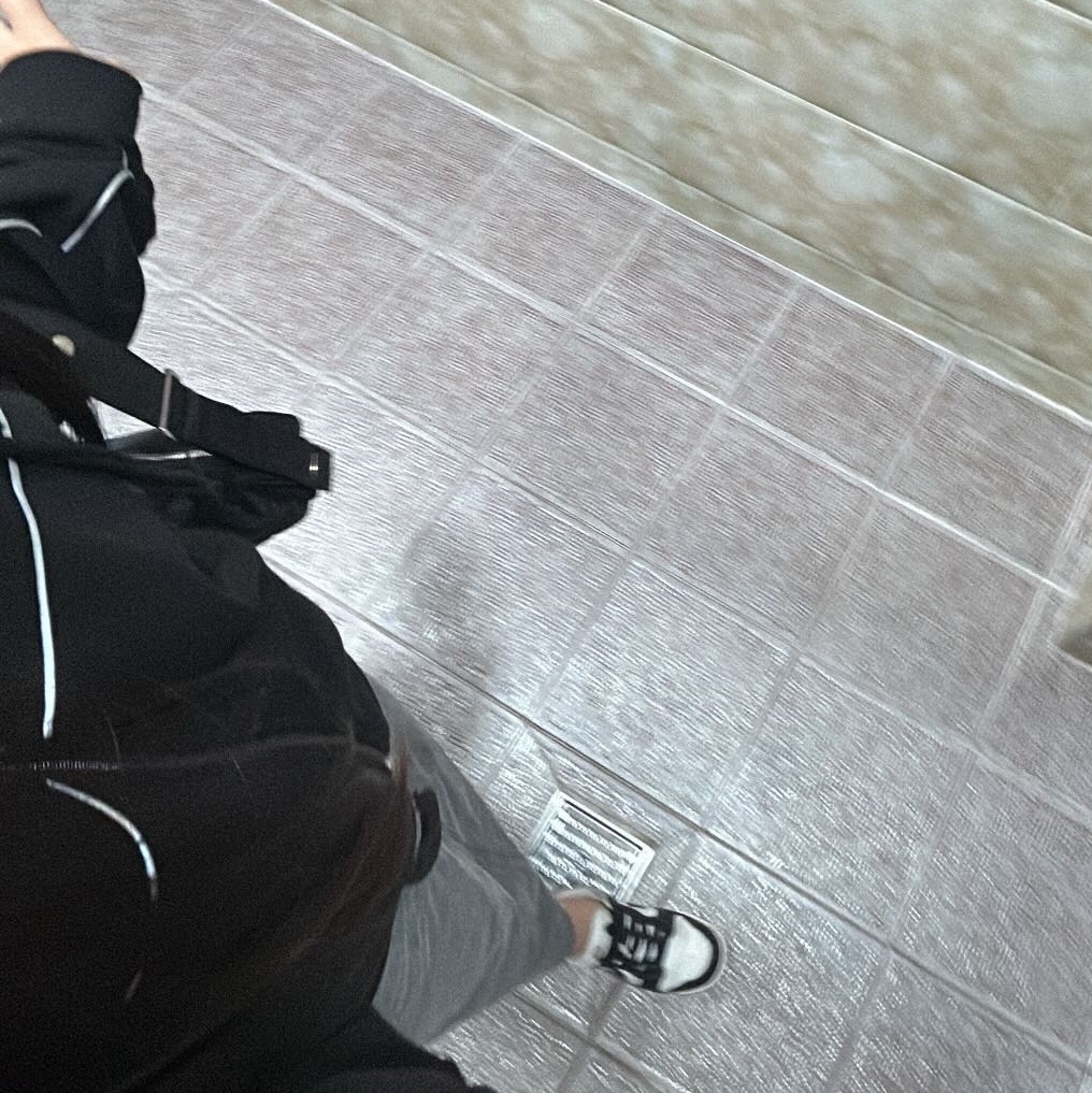 (W) Matin Kim Applique Piping Hoody Zip Up Jumper Black 착용 스타일
