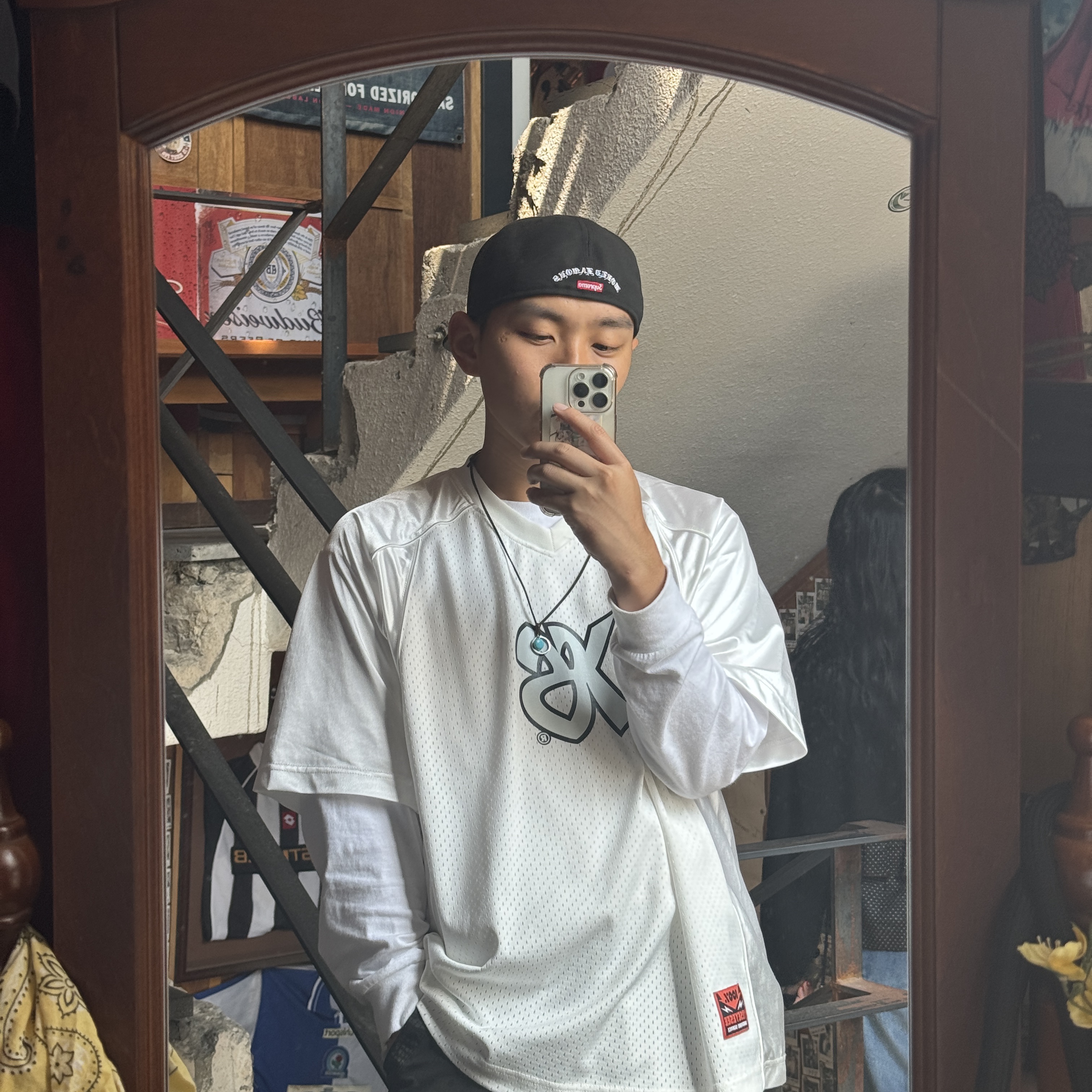 Supreme Gold Cross S Logo New Era Black - 24SS 착용 스타일