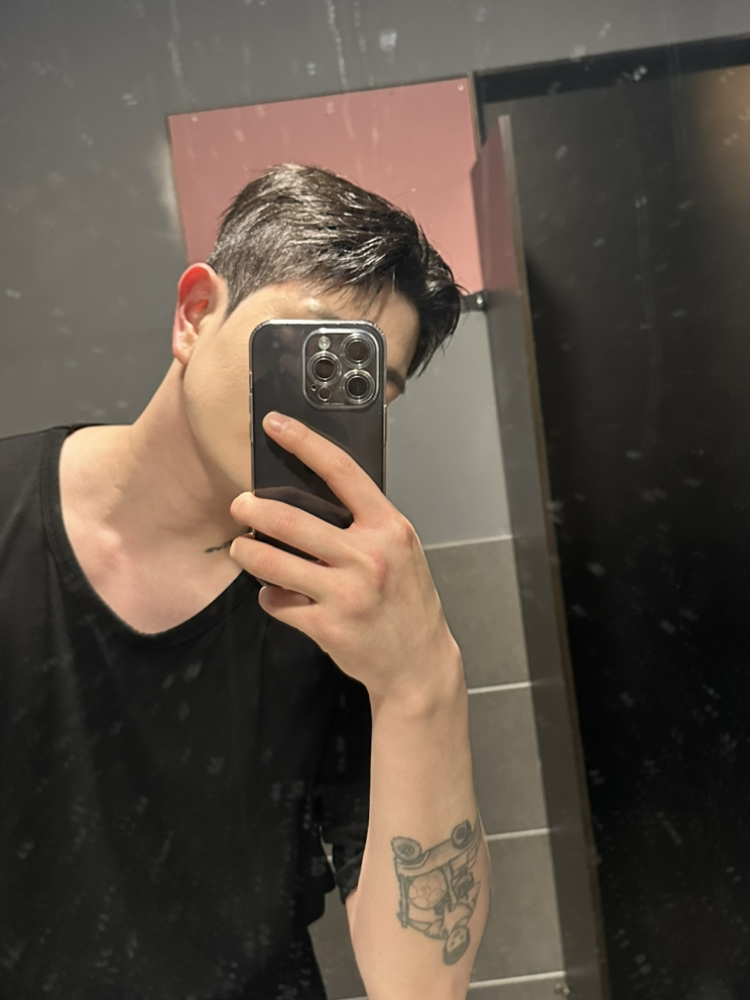 KREAM 프로필 이미지