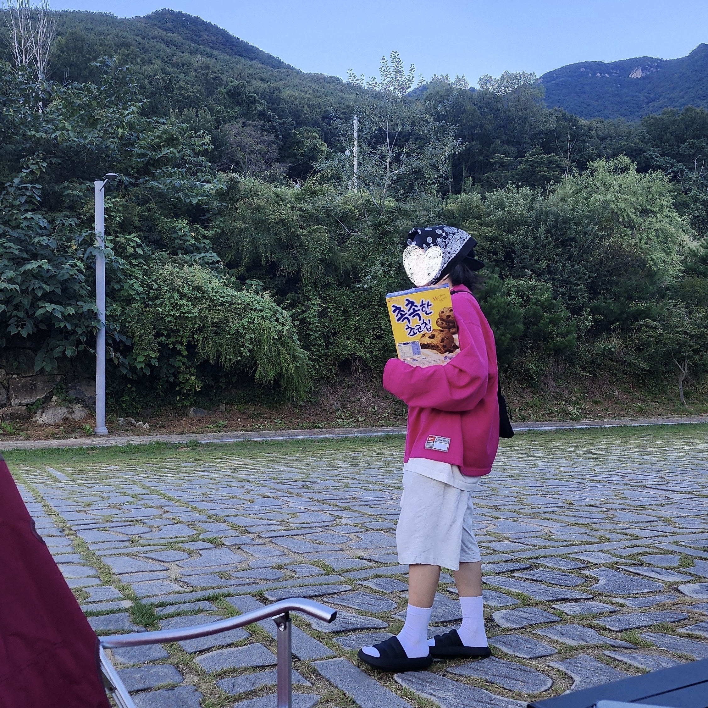 Nike x Stussy Long Sleeve Top Fireberry (FJ9164-615) 착용 스타일 - 2