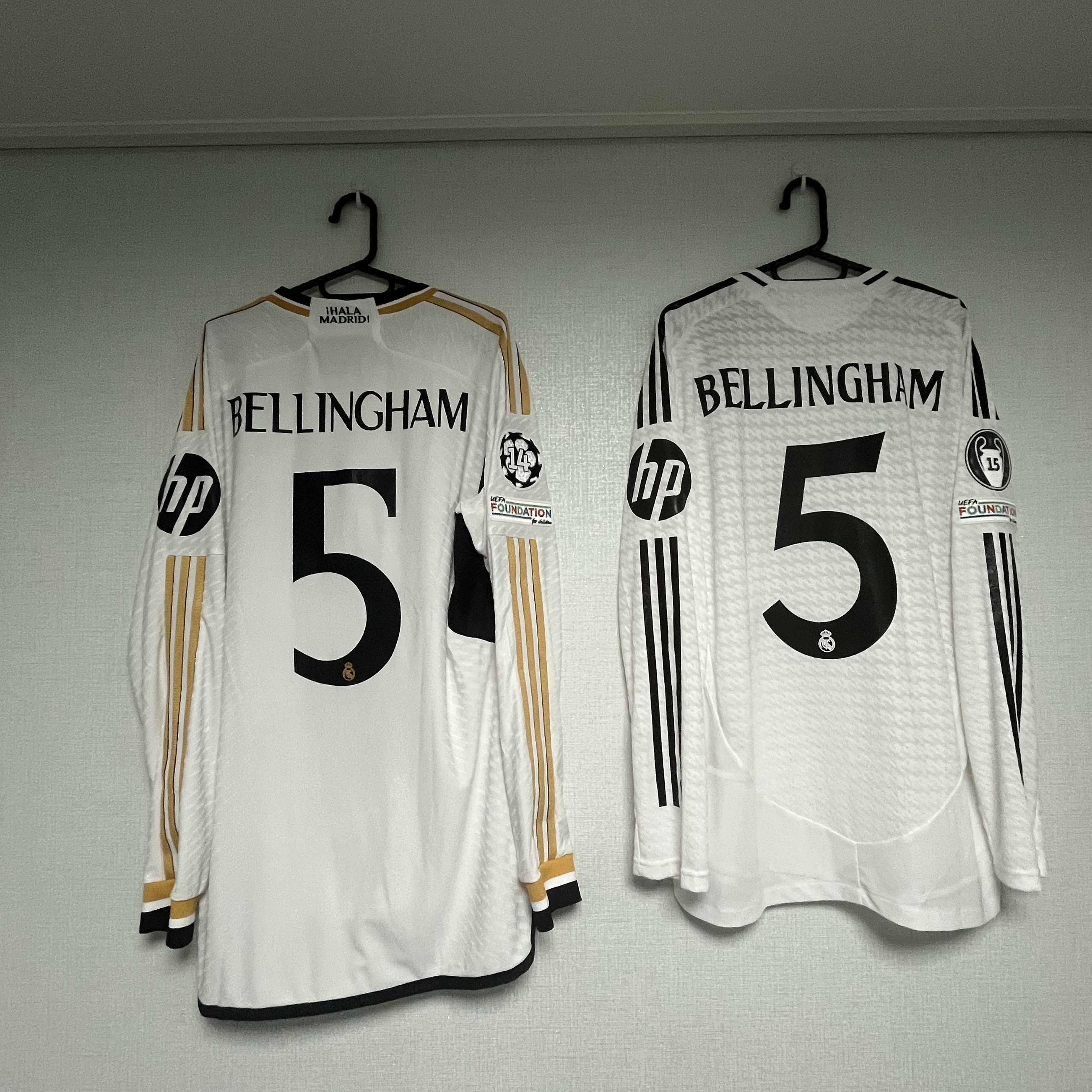 Adidas Real Madrid 2024/25 Home Long Sleeve Jersey White - KR Sizing (Non Marking Ver.), Adidas Real Madrid 2023/24 Home Authentic Long Sleeve Jersey White - US Sizing (Non Marking Ver.) 착용 스타일 - 1