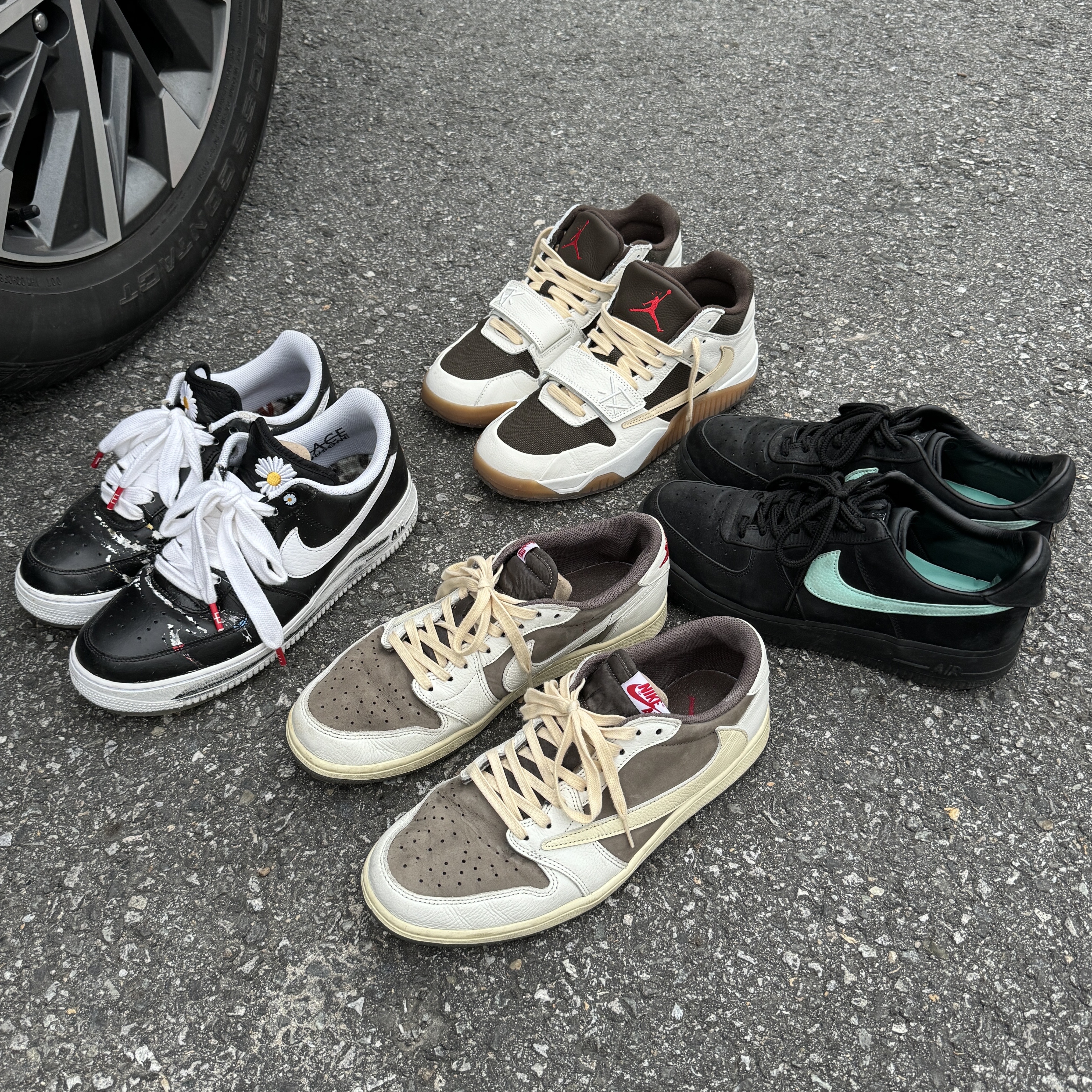 Nike x Tiffany & Co. Air Force 1 Low SP 1837, Jordan x Travis Scott Jumpman Jack TR Sail and Dark Mocha 착용 스타일
