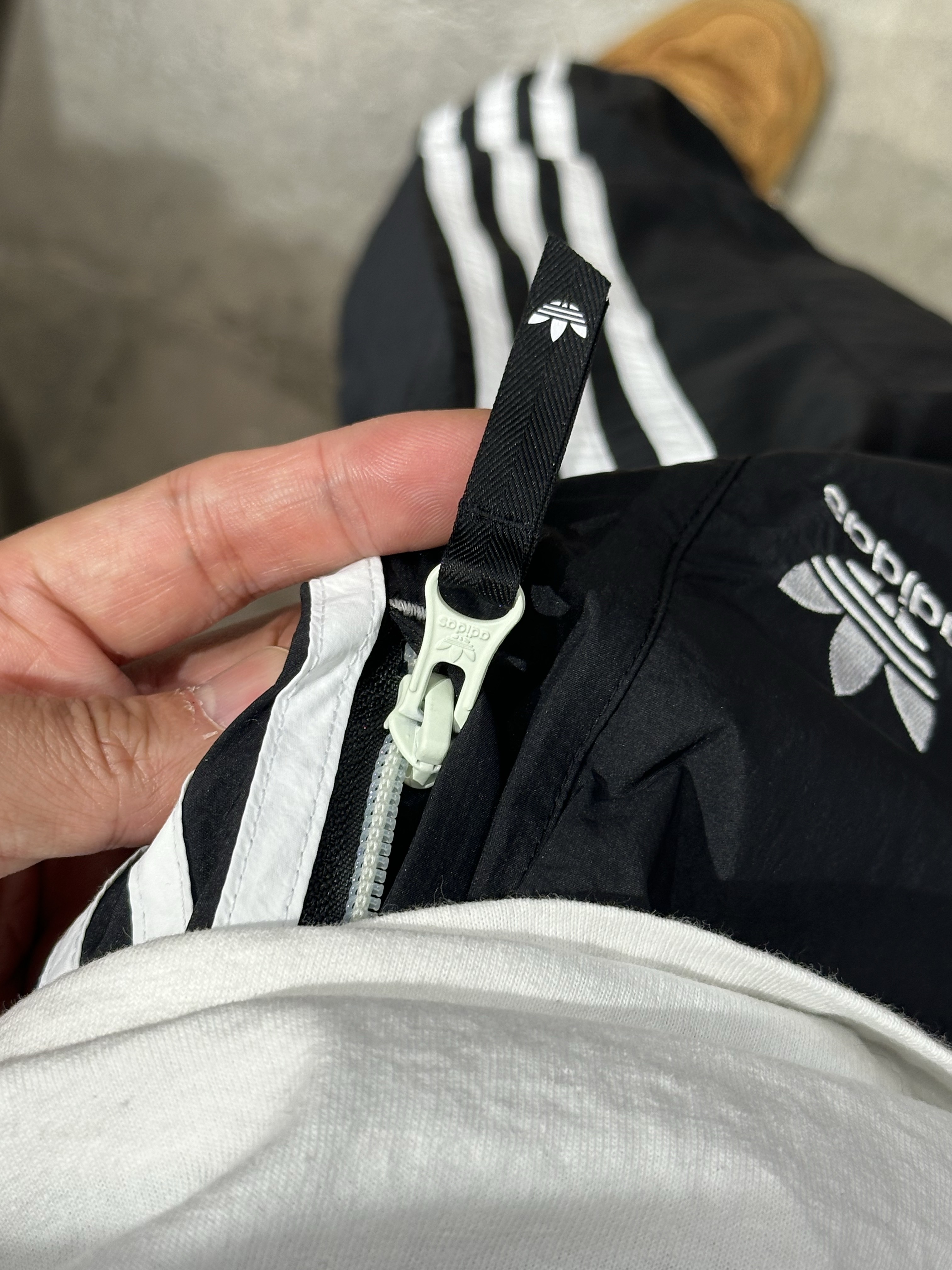 Adidas x Yeseyesee Blues-Like Track Pants Black - KR Sizing, Nike x Supreme Air Force 1 Low Flax 착용 스타일 - 3