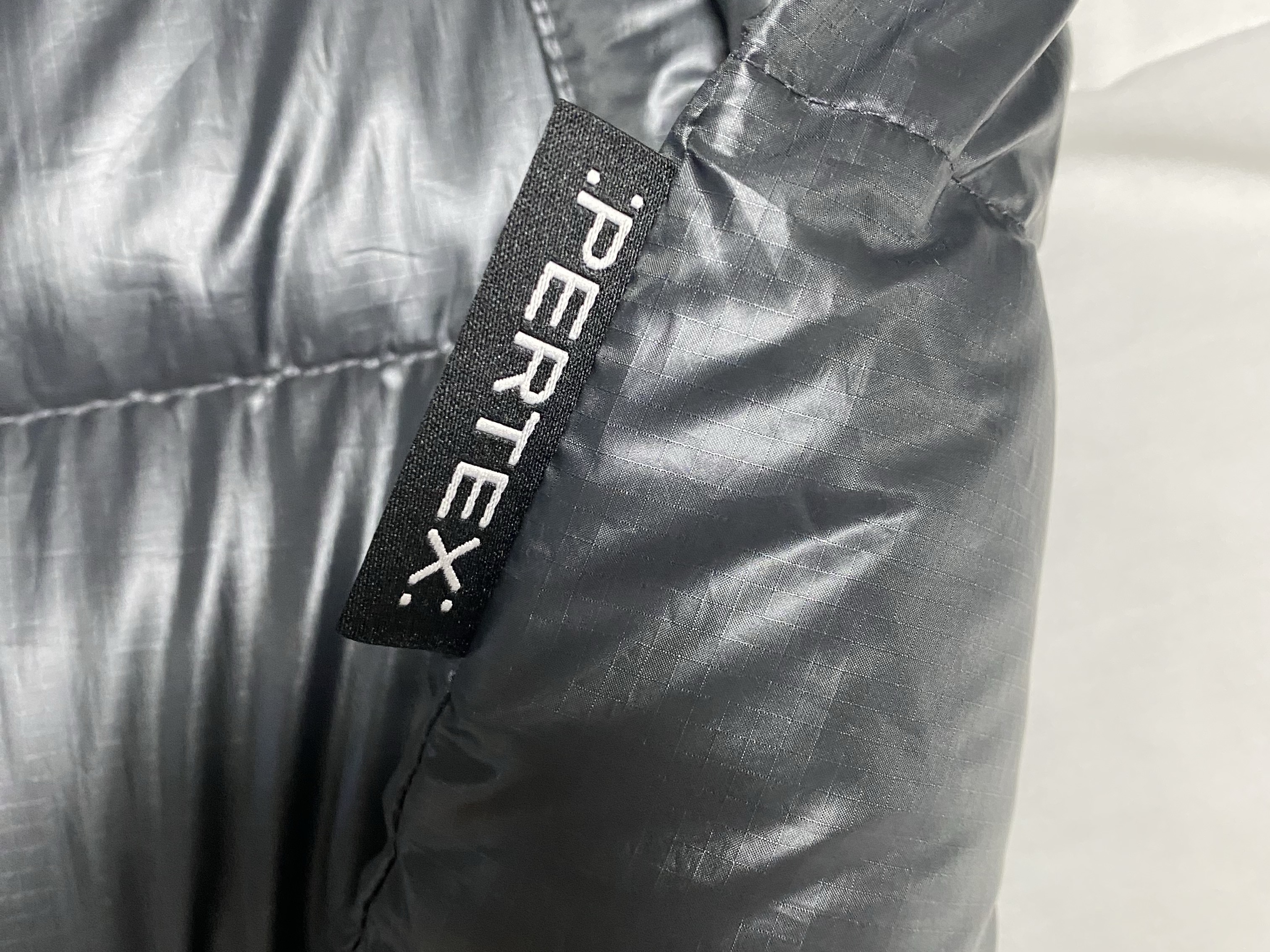 The North Face Quantum Nuptse RDS Down Jacket Silver Gray 착용 스타일 - 5