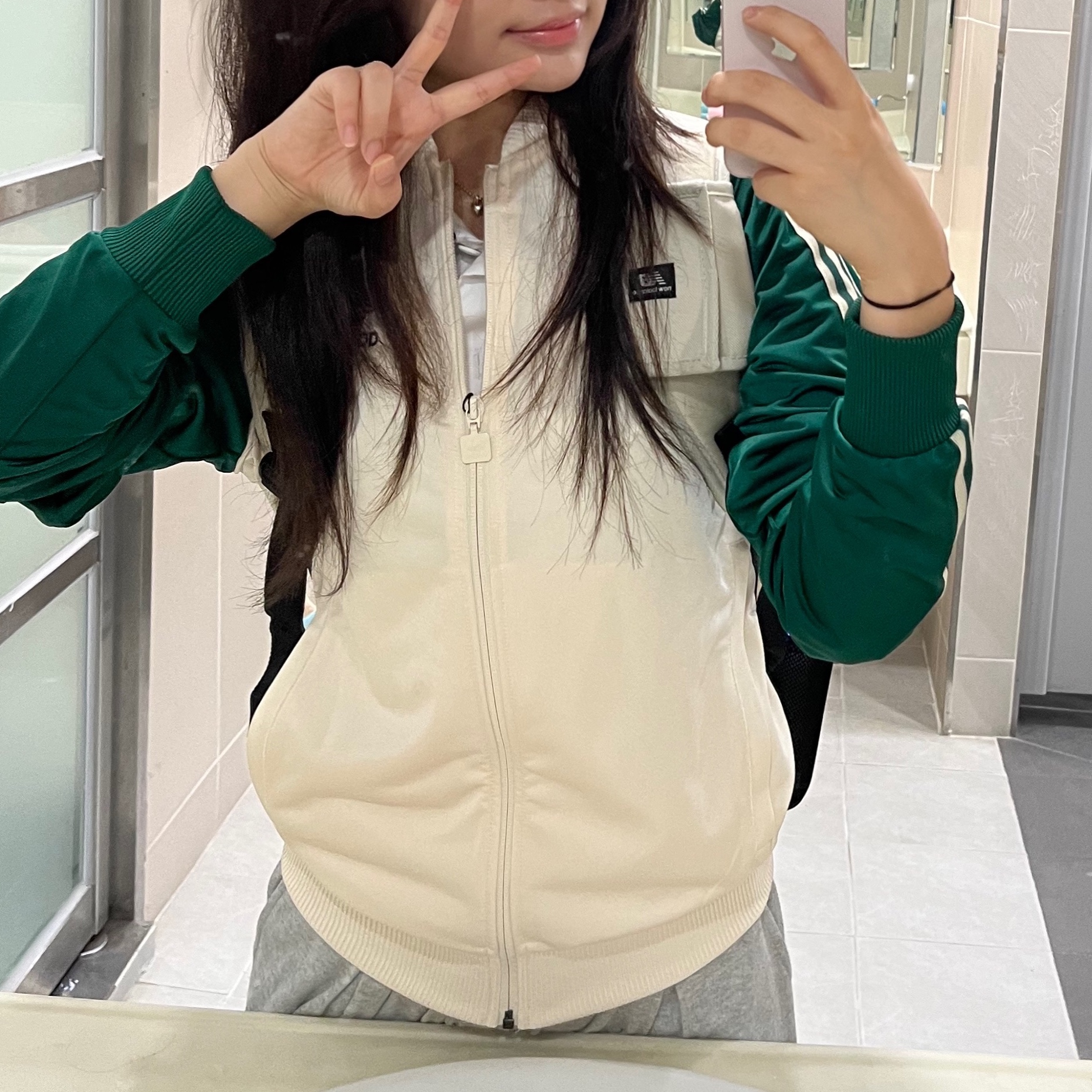 Adidas SST Track Top Wonder White Collegiate Green - KR Sizing 착용 스타일