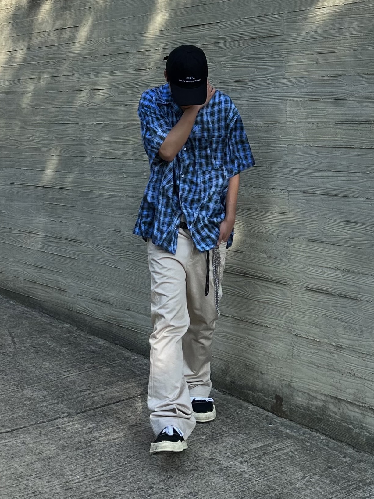 Maison Mihara Yasuhiro Baker OG Sole Broken Suede Low-top Sneakers Black 착용 스타일 - 1