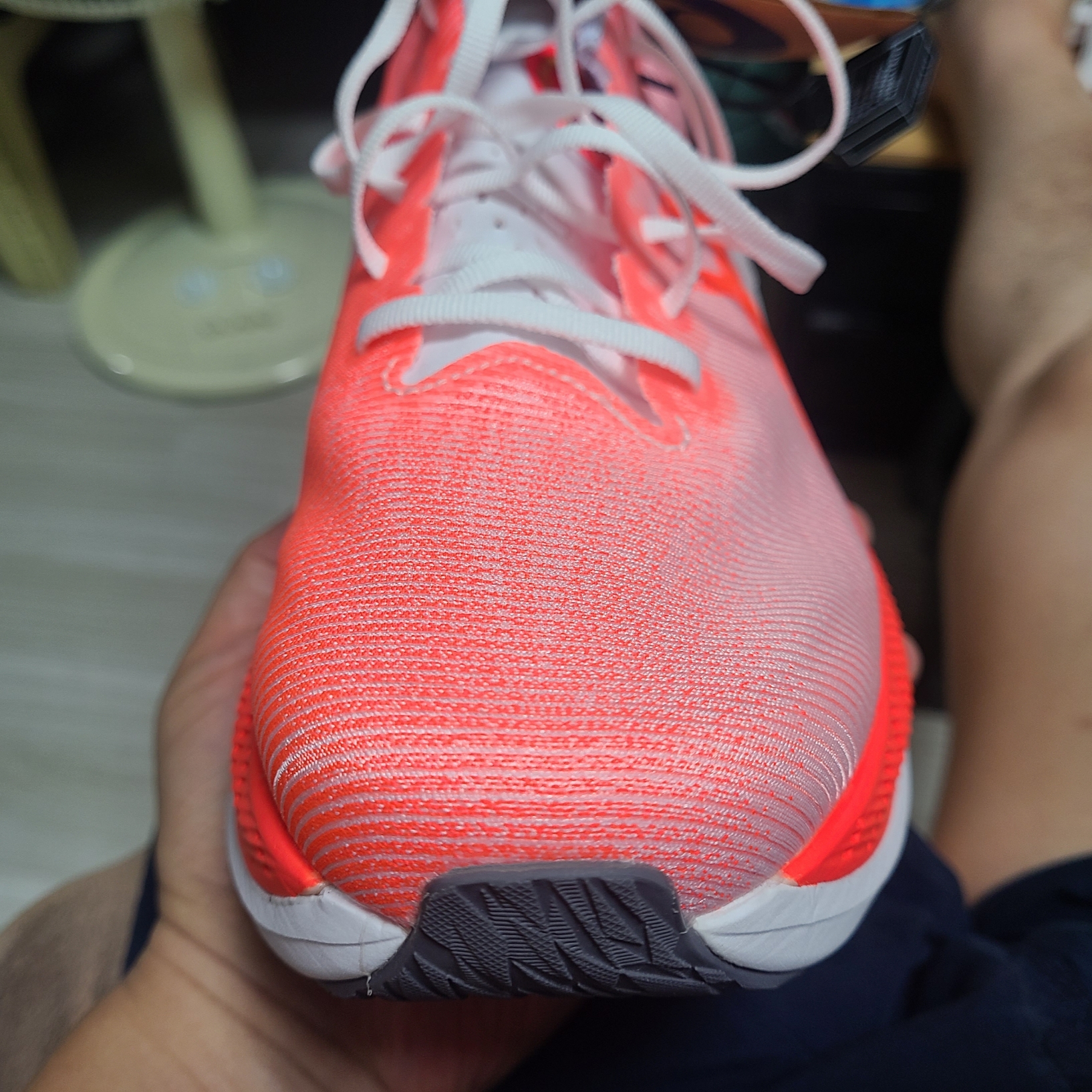 Asics Superblast White Sunrise Red 착용 스타일 - 1