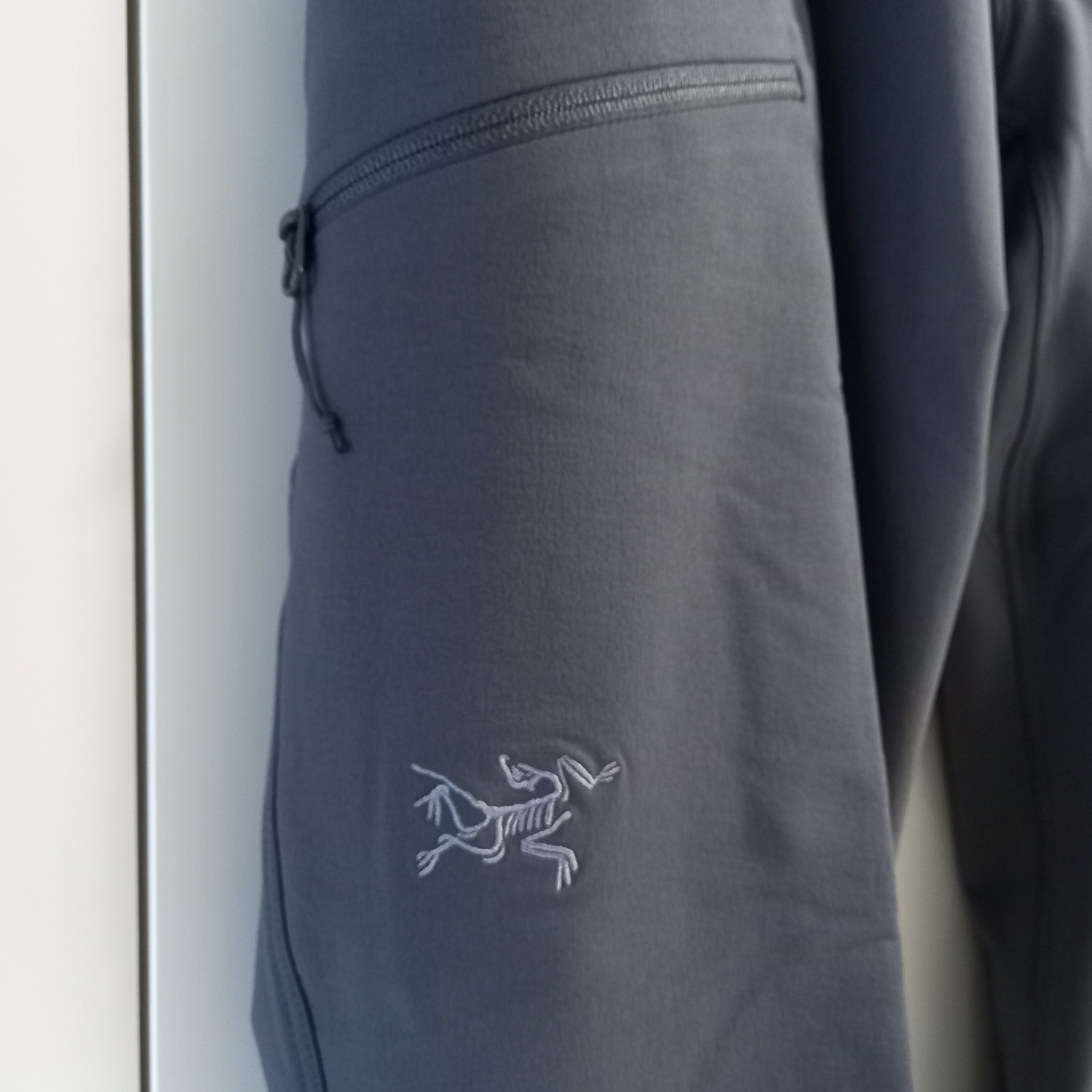 Arc'teryx Gamma AR Pants Graphite 착용 스타일 - 4