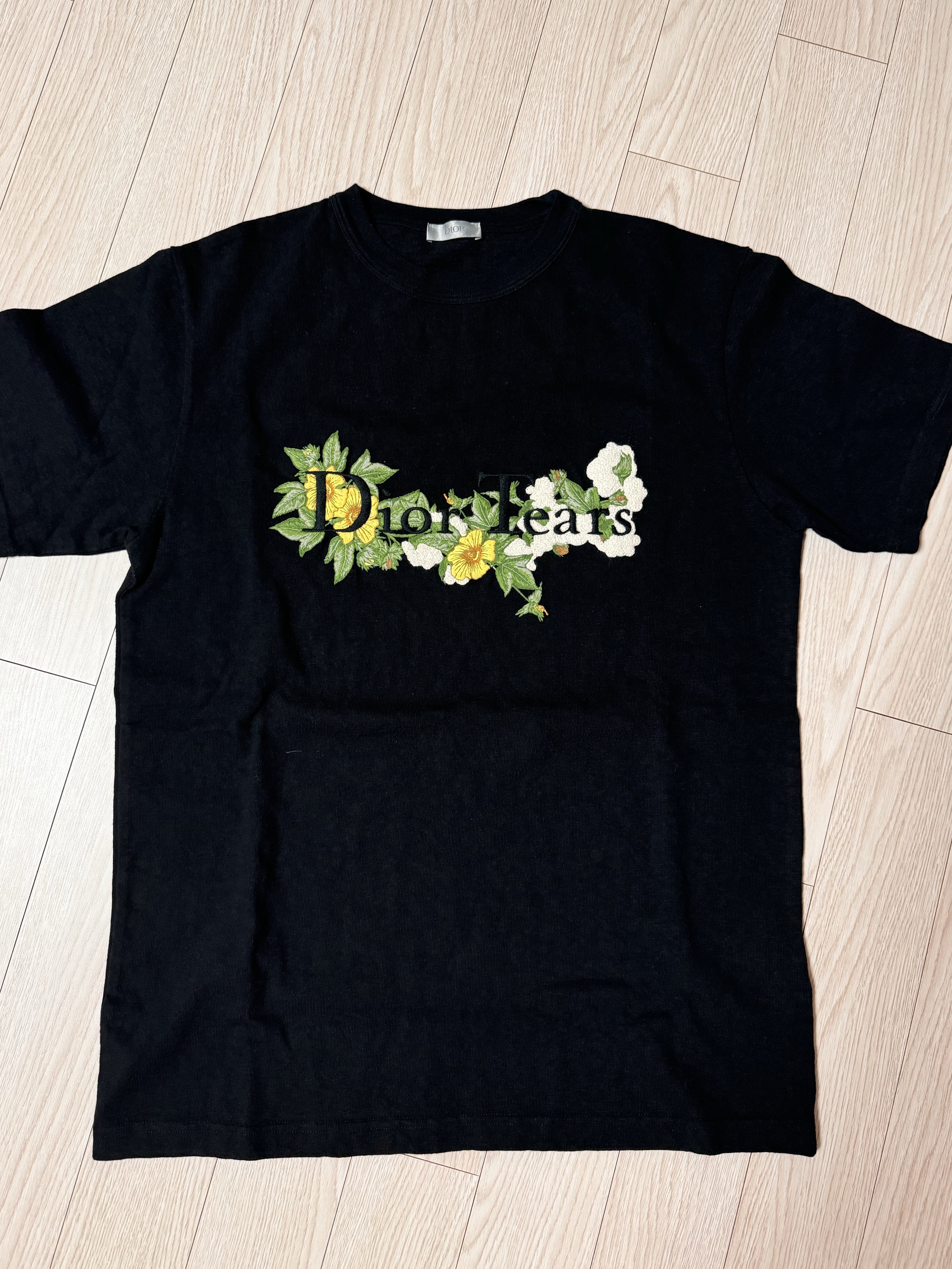 Wooyoungmi Flower Print Back Logo T-Shirt White Pink - 21SS, Wooyoungmi Flower Print Back Logo T-Shirt Black - 21SS 착용 스타일 - 4