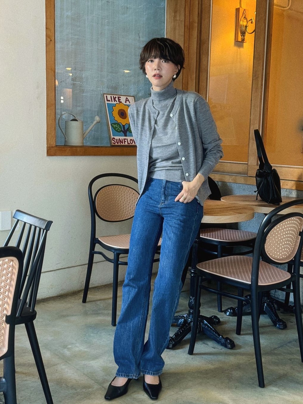 Siyazu SIKN2125 Merino Wool Turtleneck Short Sleeved Knit Melange gray, Siyazu SIKN2126 Merino Wool Minimal Cardigan Melange gray 착용 스타일 - 4