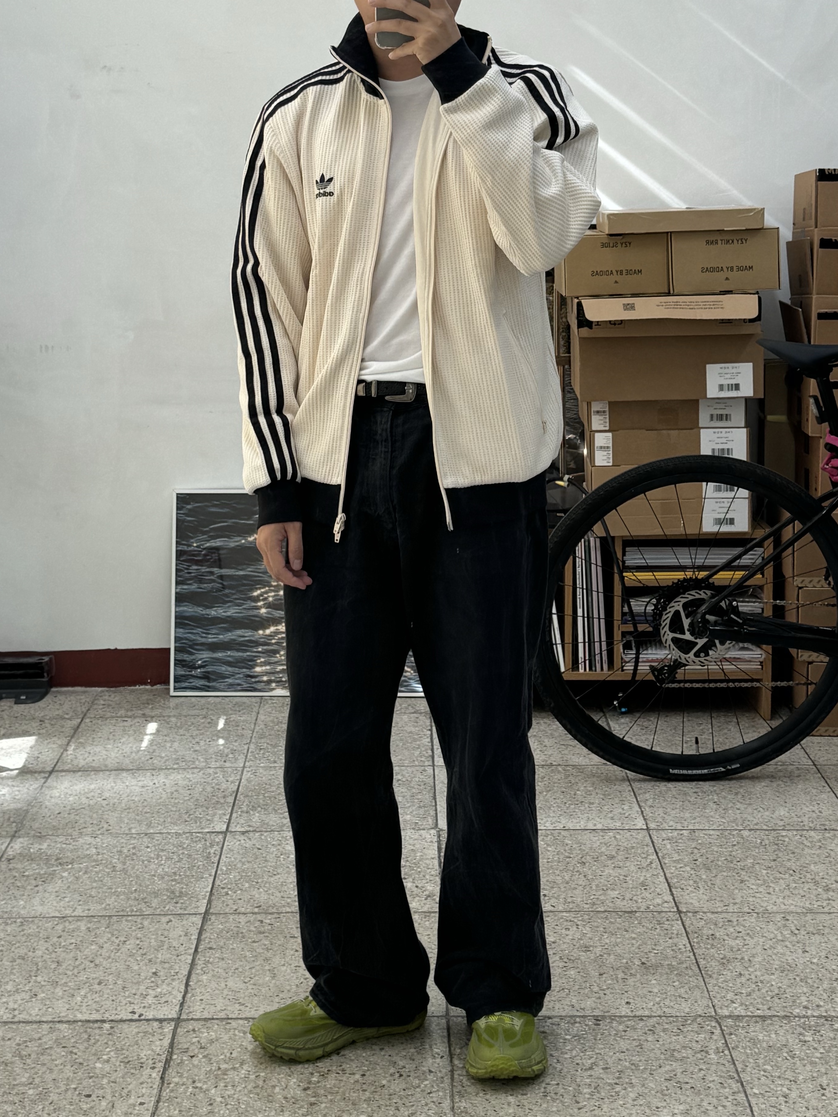 Adidas Waffle Beckenbauer Track Top Wonder White - KR Sizing 착용 스타일 - 1