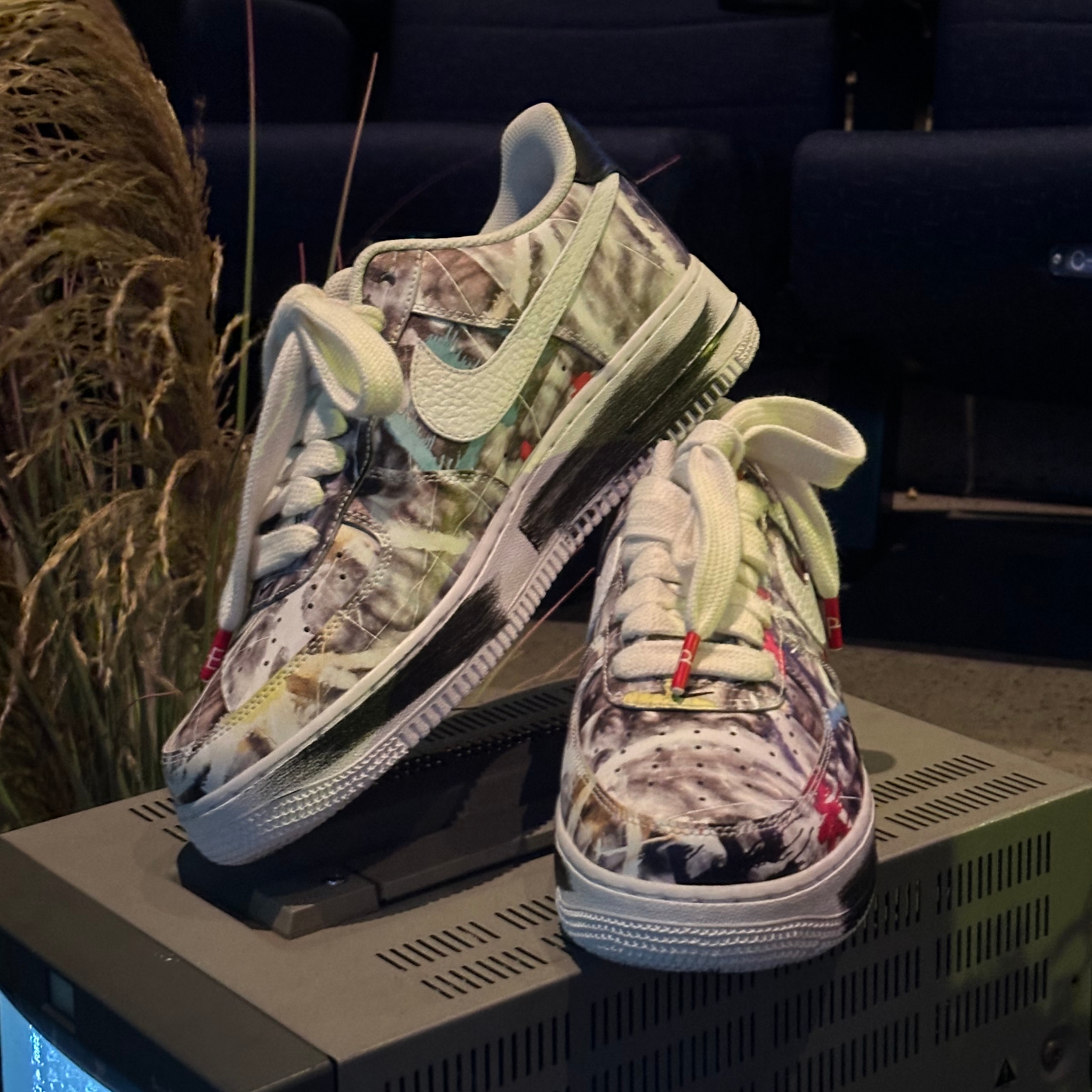 Nike x Peaceminusone Air Force 1 Low Para-Noise 착용 스타일