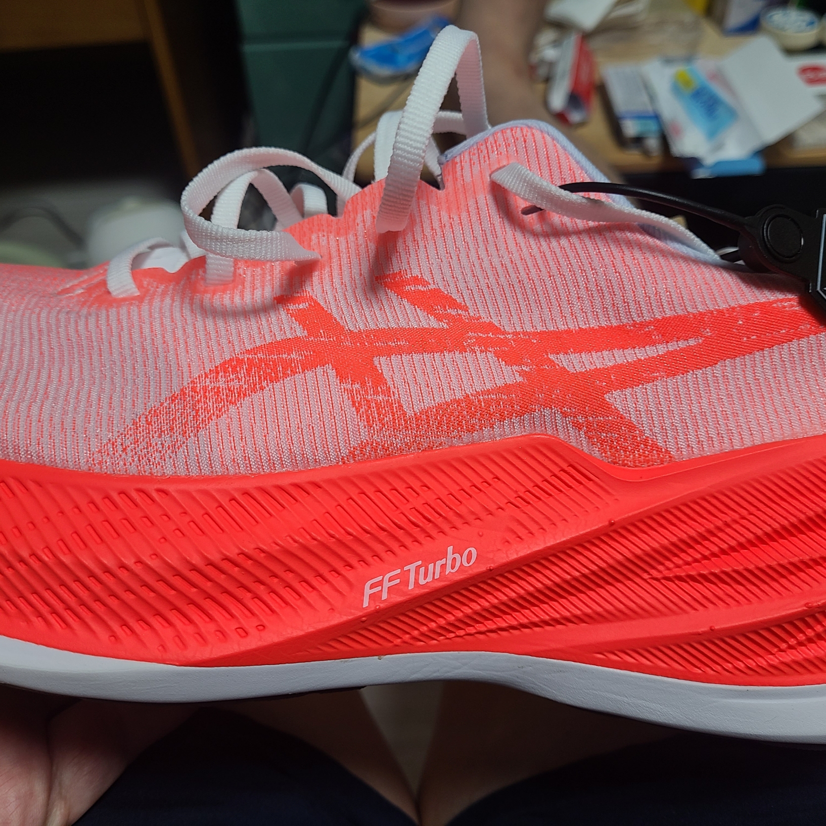 Asics Superblast White Sunrise Red 착용 스타일 - 7