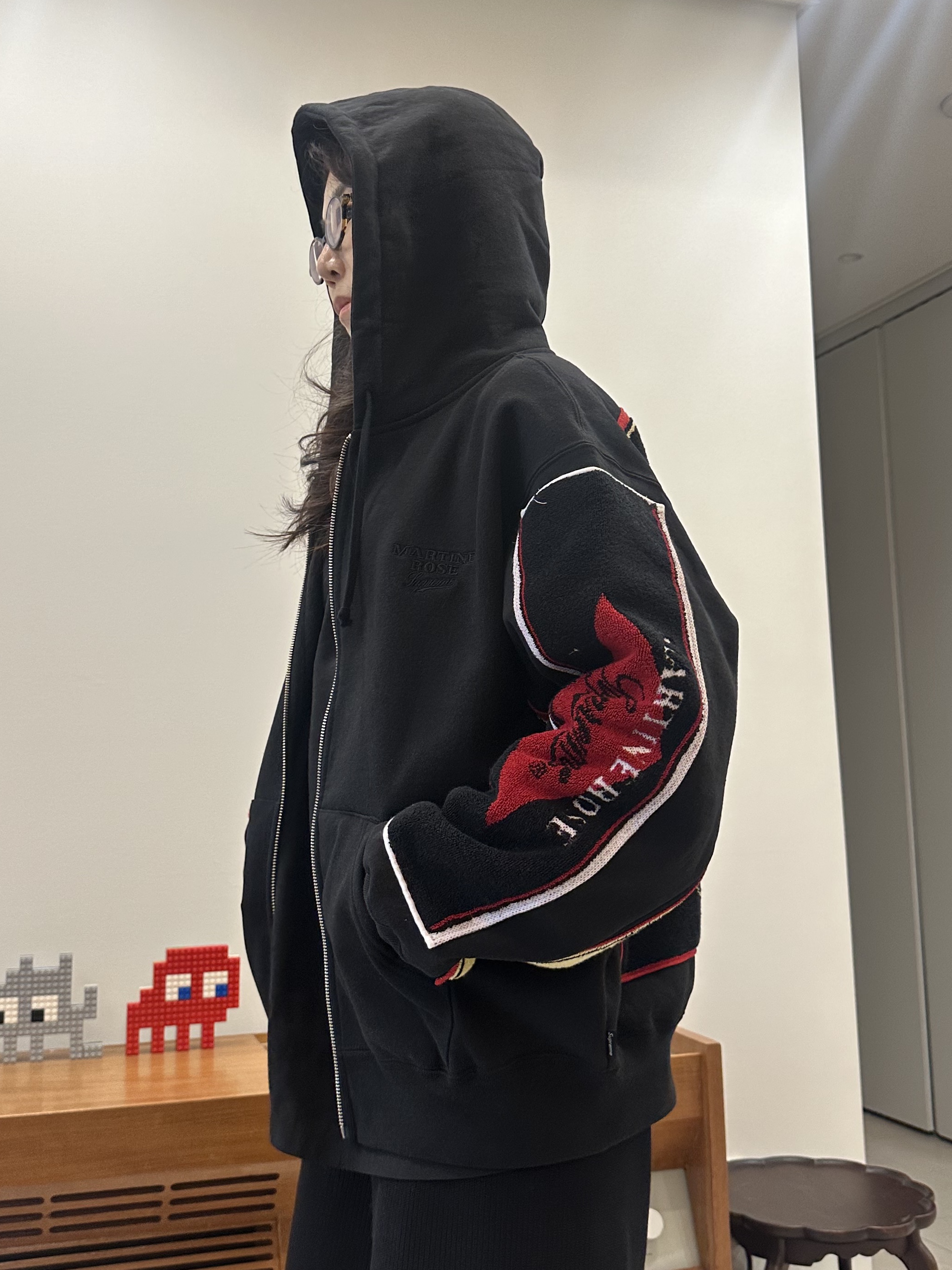 Supreme x Martine Rose Towel Zip Up Hooded Sweatshirt Black - 24FW, Bearbrick Pink Panther 1000% 착용 스타일 - 9