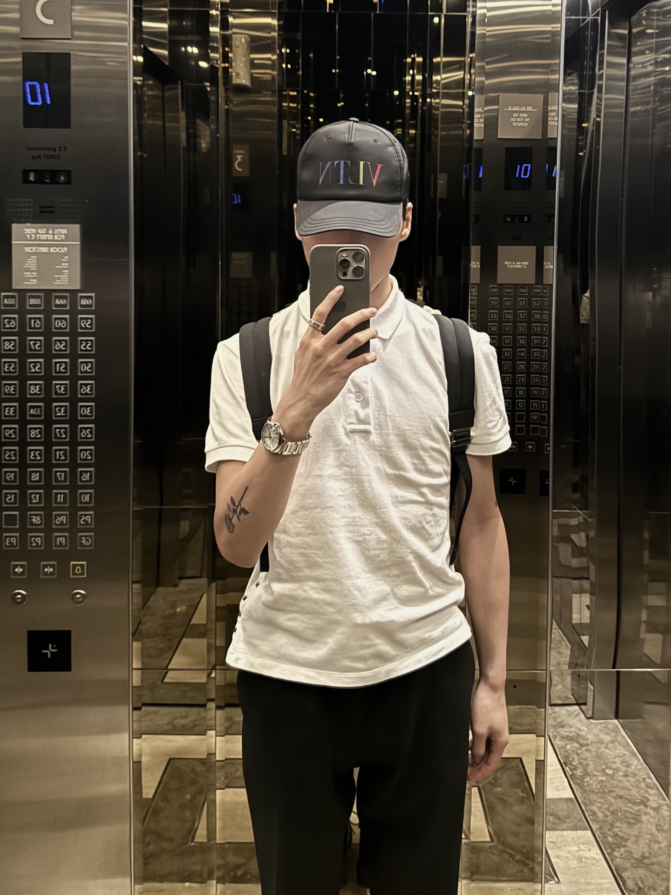 Valentino VLTN Print Cap Black, Cartier Ballon Bleu Watch 42 Automatic Steel Bracelet Steel 착용 스타일 - 1