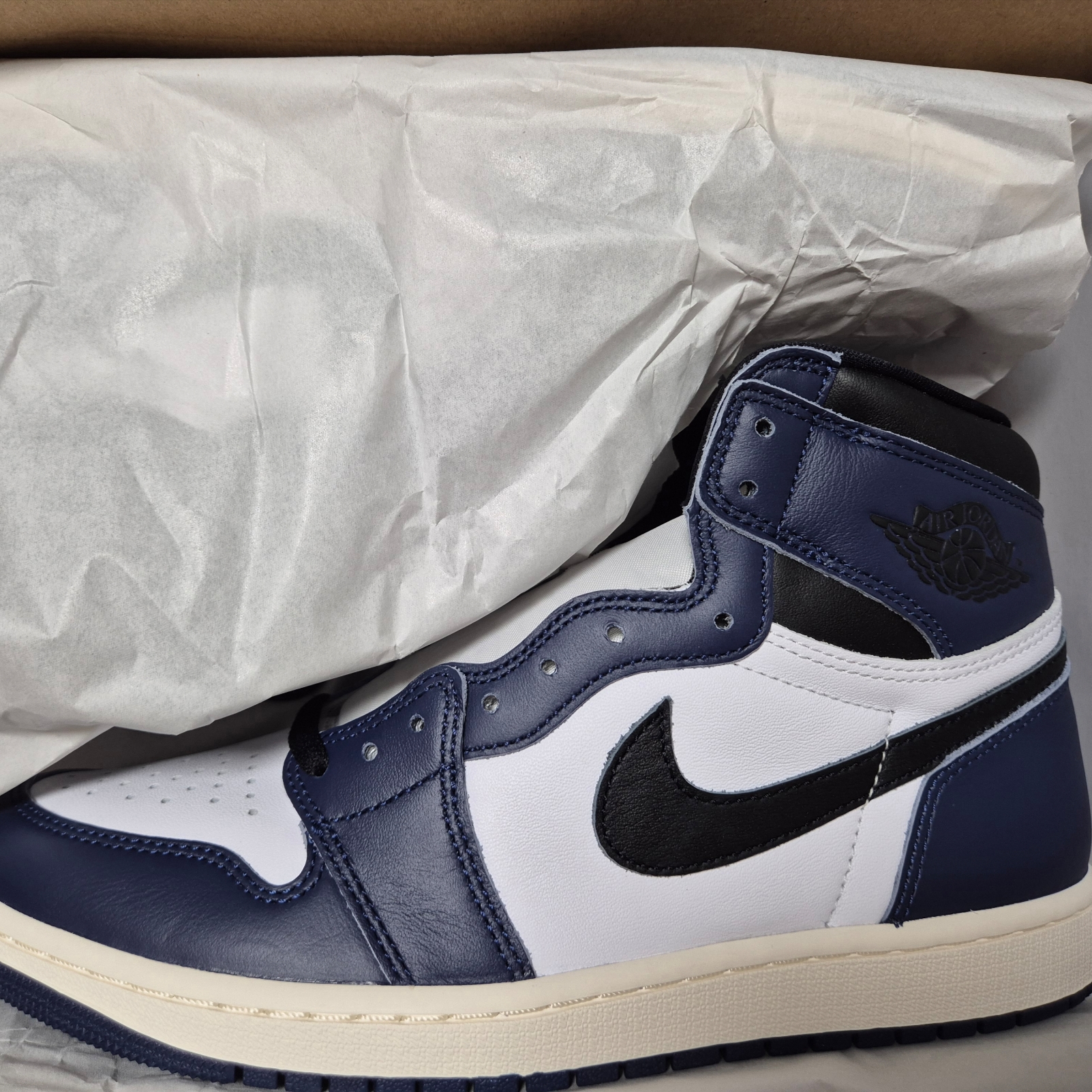 Jordan 1 Retro High OG Midnight Navy 착용 스타일