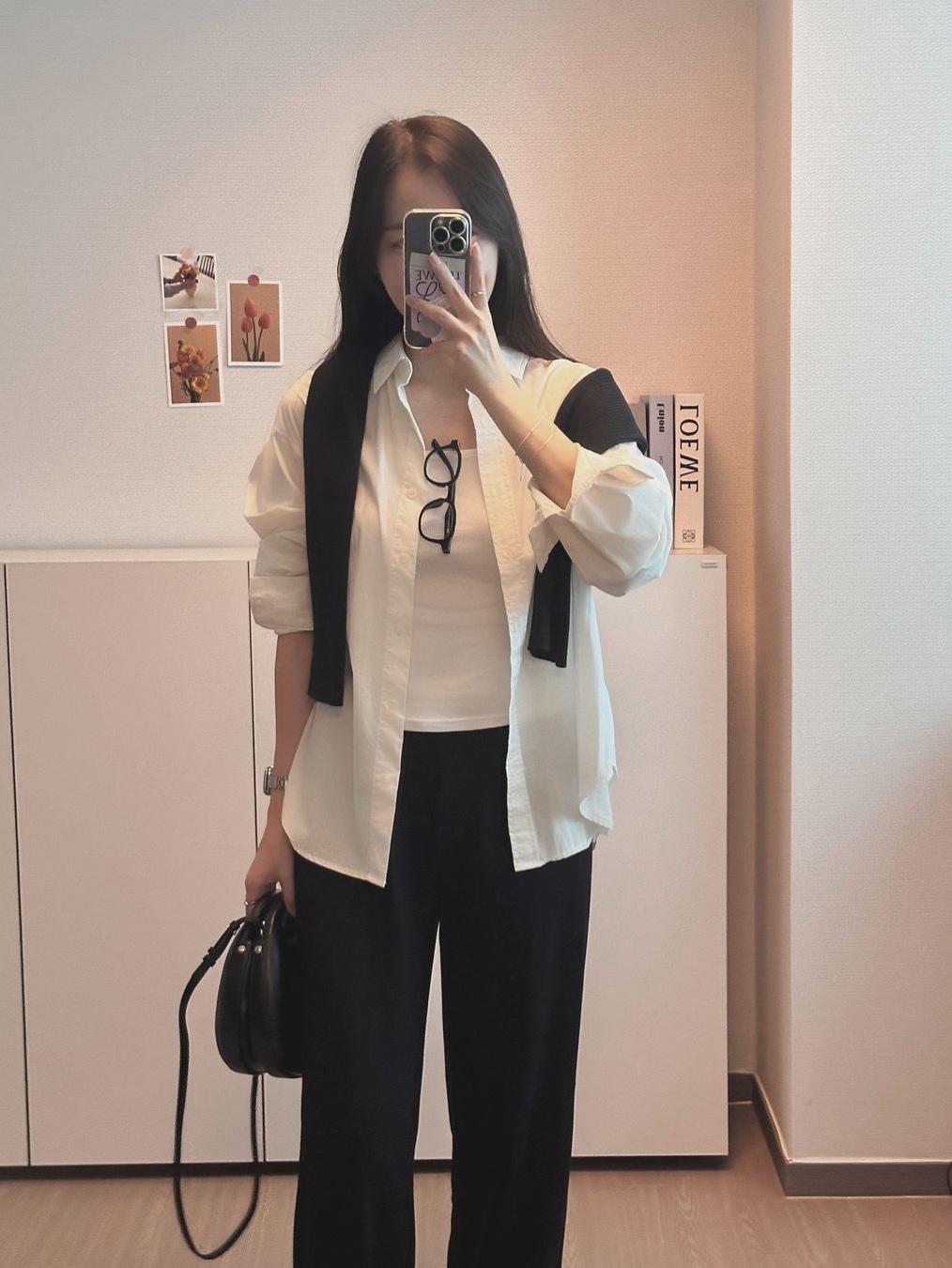 Siyazu SIPT7134 Relaxed banding slacks Black 착용 스타일 - 4