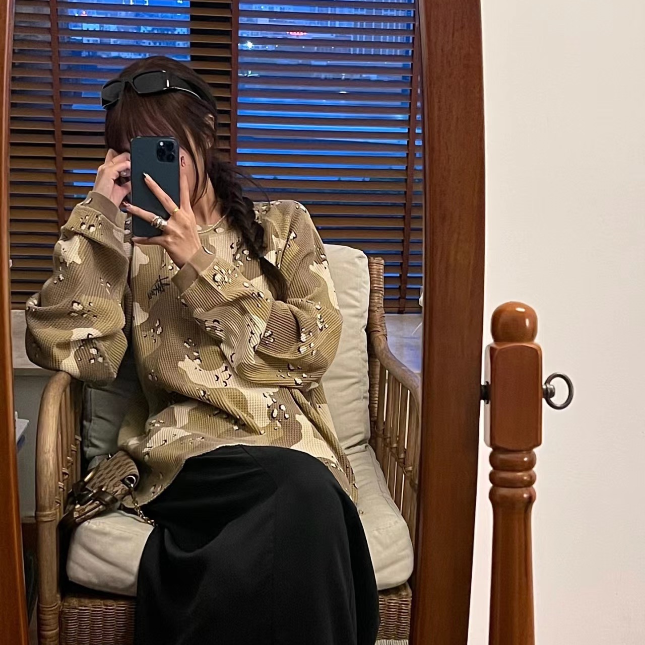 Stussy Raglan Thermal LS Crew Desert Camo 착용 스타일 - 1