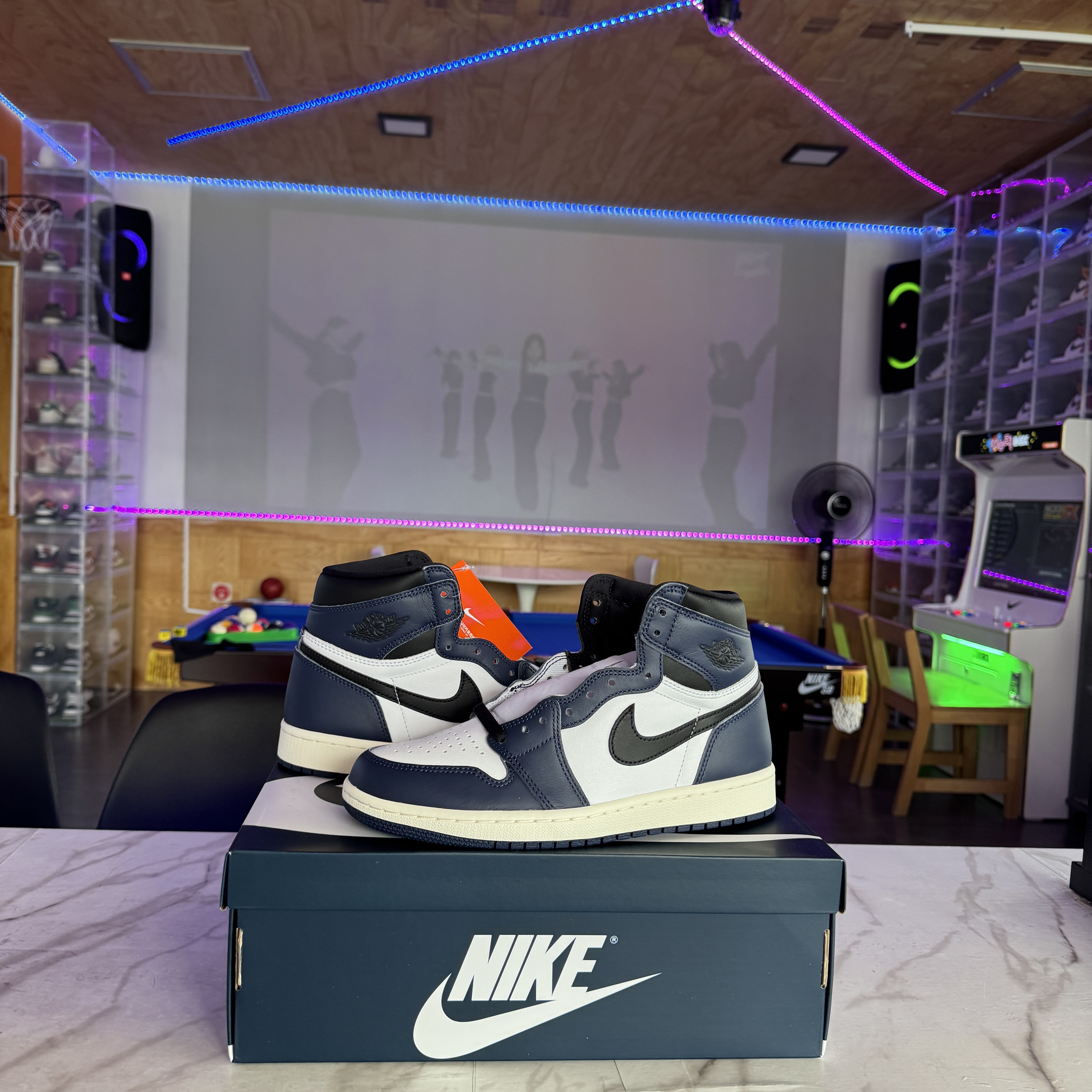 Jordan 1 Retro High OG Midnight Navy 착용 스타일