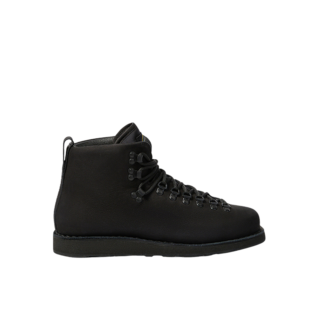 스톤 아일랜드 S0204 나벅 레더 부츠 위드 러버 솔 앤 쇼크 앱솔션 블랙 - 24FW(Stone Island S0204 Nabuk Leather Boot with Rubber Sole and Shock Absorption Black - 24FW)