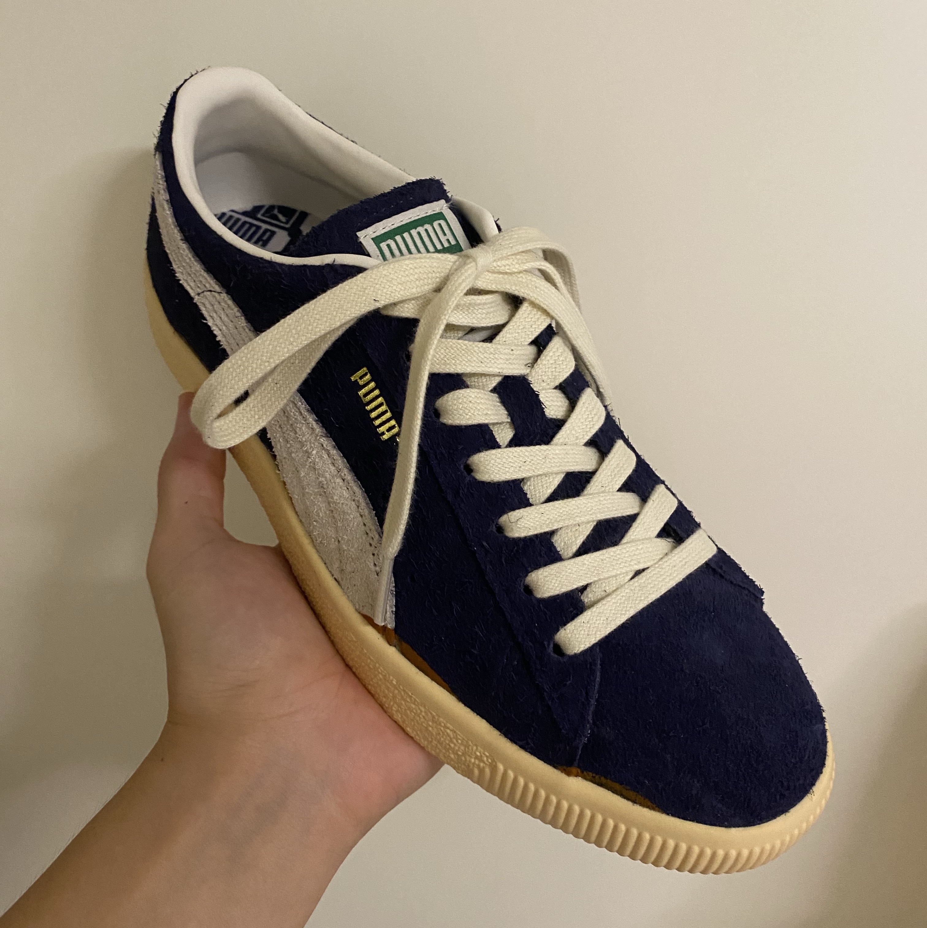 Puma Suede VTG The Neverworn II Navy 착용 스타일 - 1